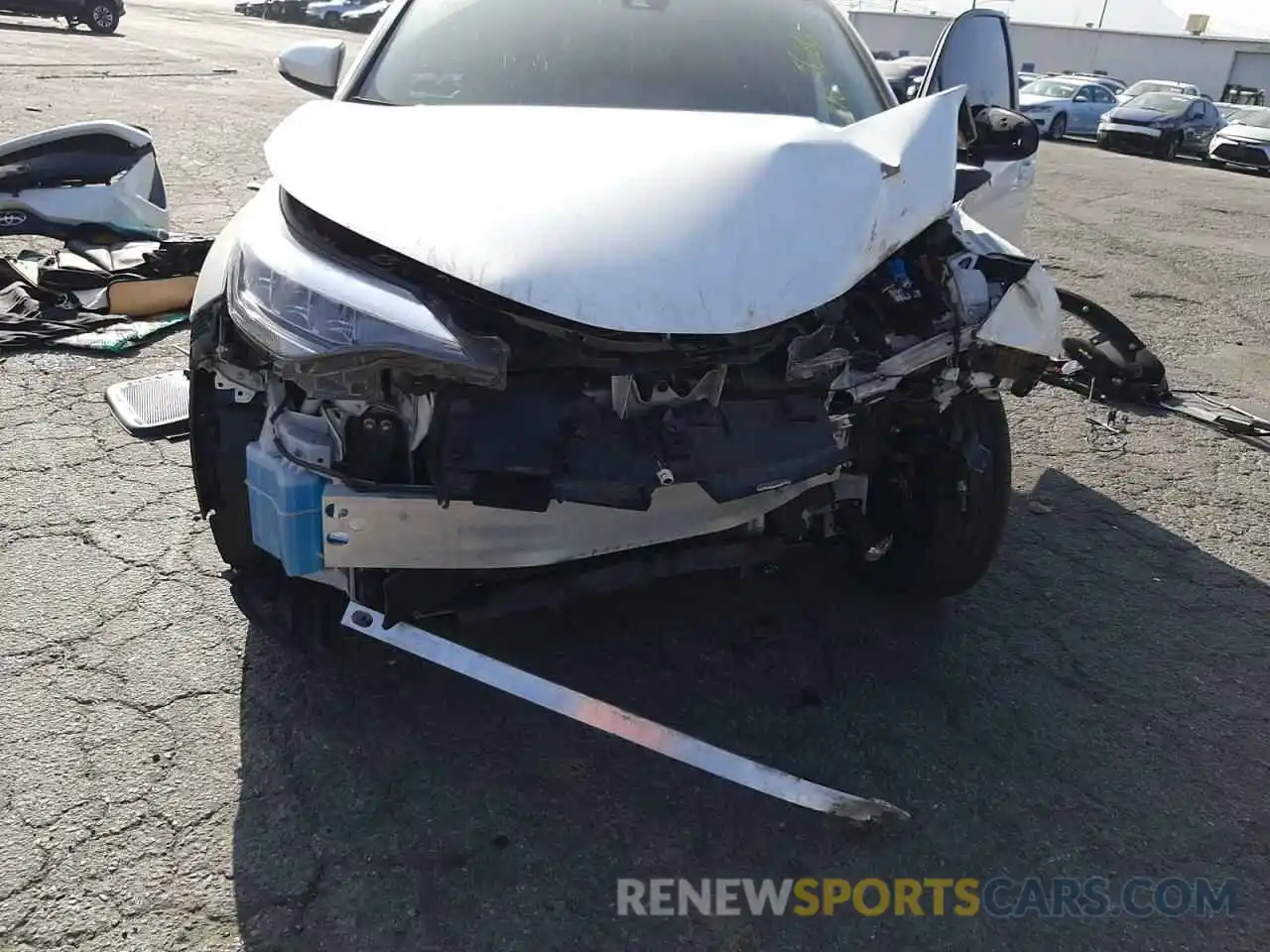 9 Photograph of a damaged car JTNKHMBX7L1079728 TOYOTA C-HR 2020