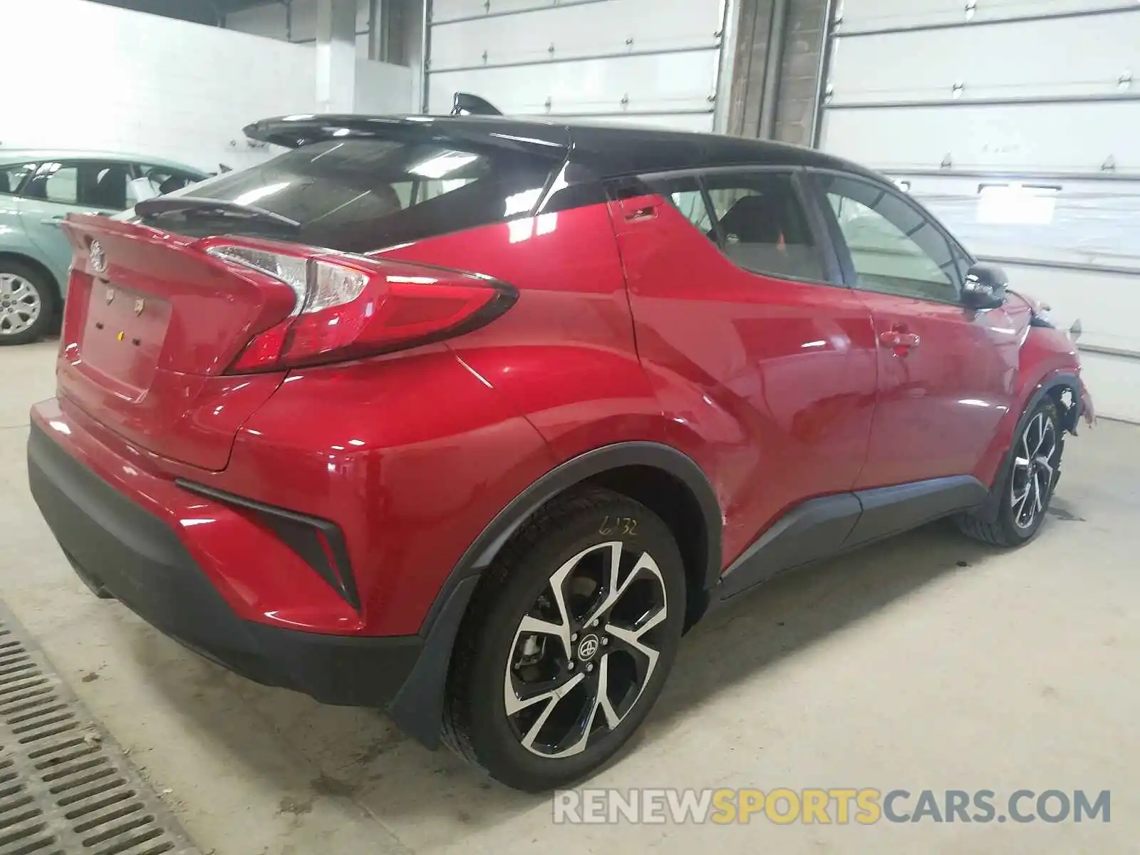 4 Photograph of a damaged car JTNKHMBX7L1079826 TOYOTA C-HR 2020