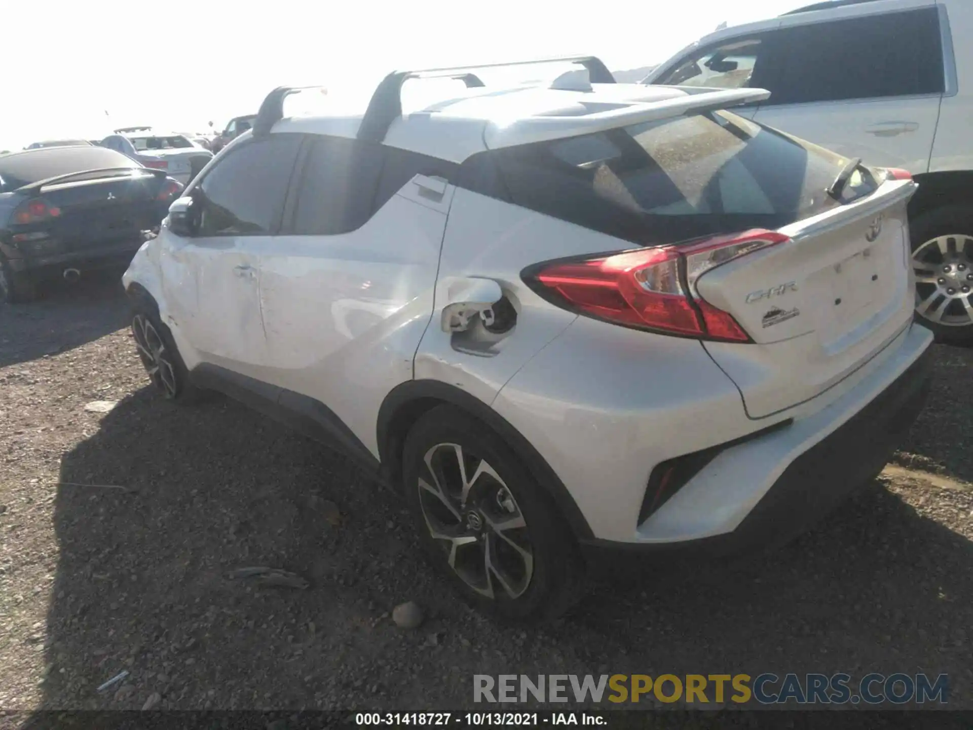 3 Photograph of a damaged car JTNKHMBX7L1087070 TOYOTA C-HR 2020