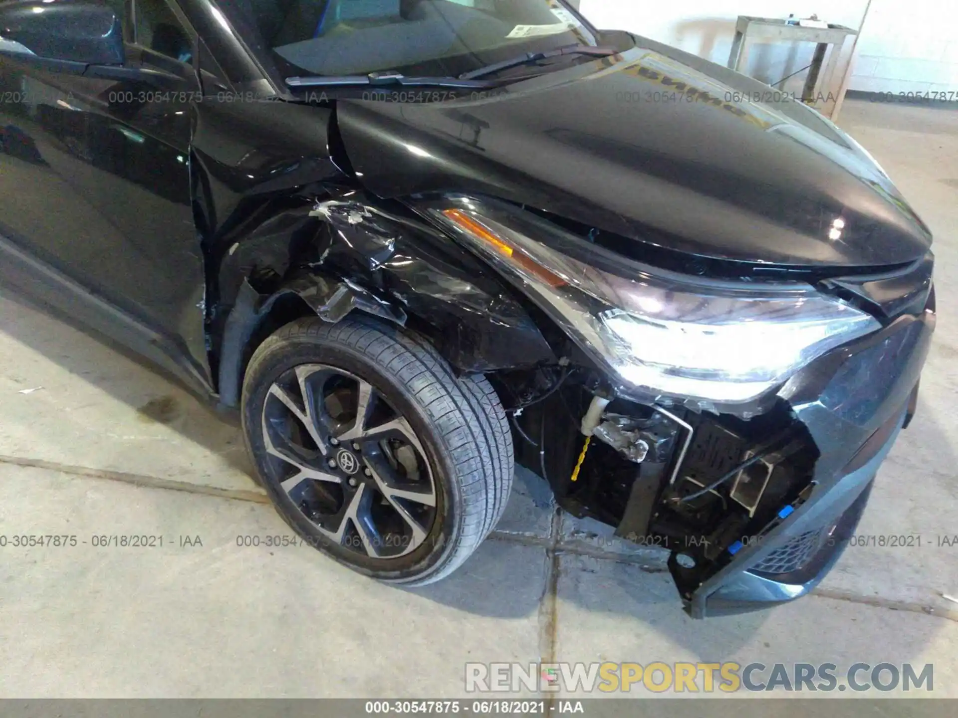 6 Photograph of a damaged car JTNKHMBX7L1089823 TOYOTA C-HR 2020