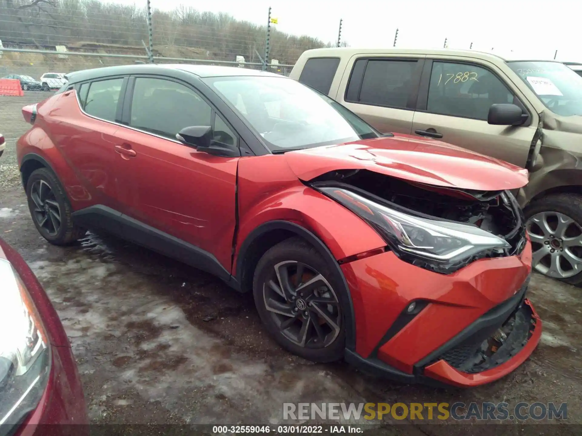 1 Photograph of a damaged car JTNKHMBX8L1063246 TOYOTA C-HR 2020