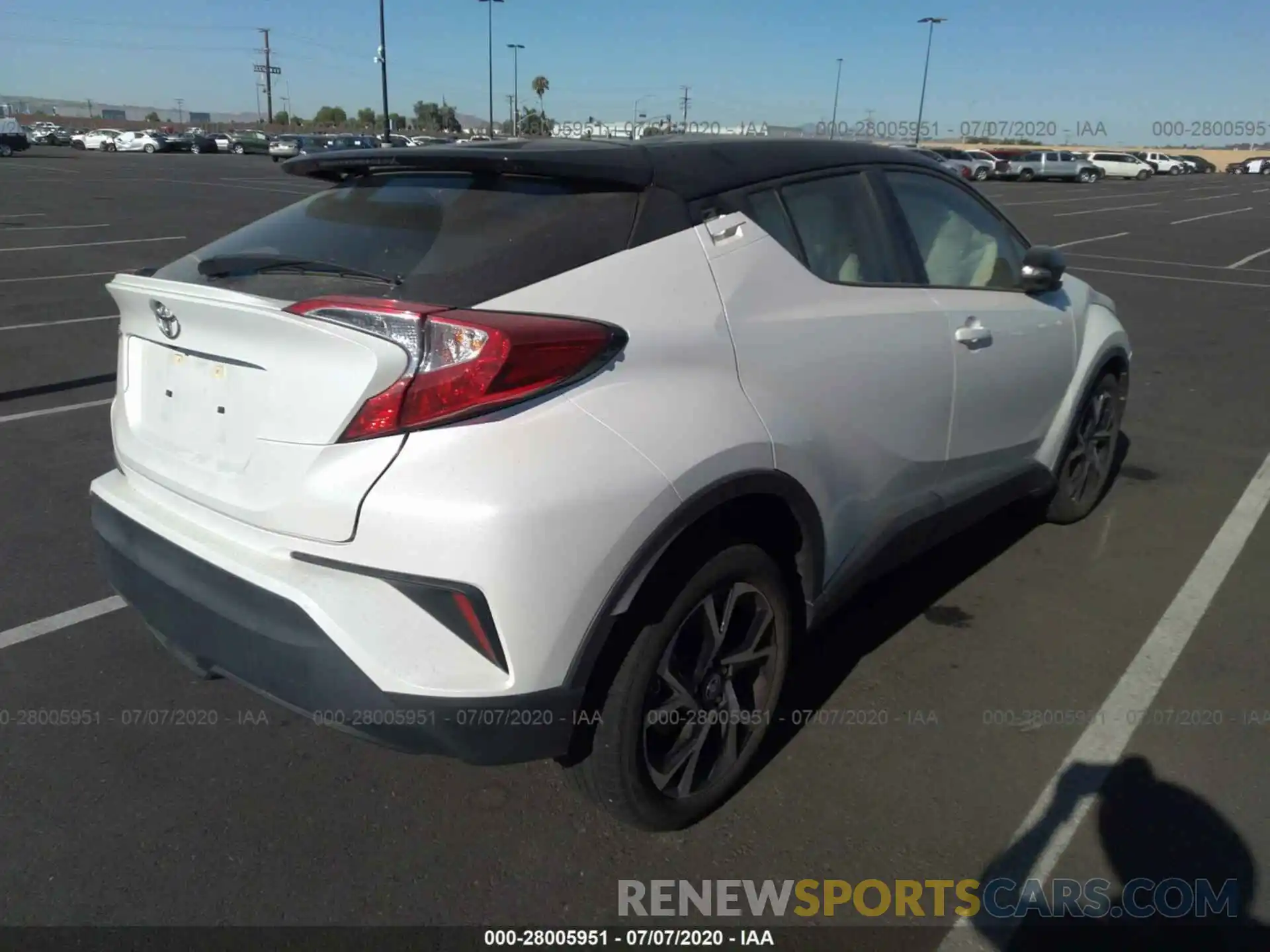 4 Photograph of a damaged car JTNKHMBX8L1063490 TOYOTA C-HR 2020