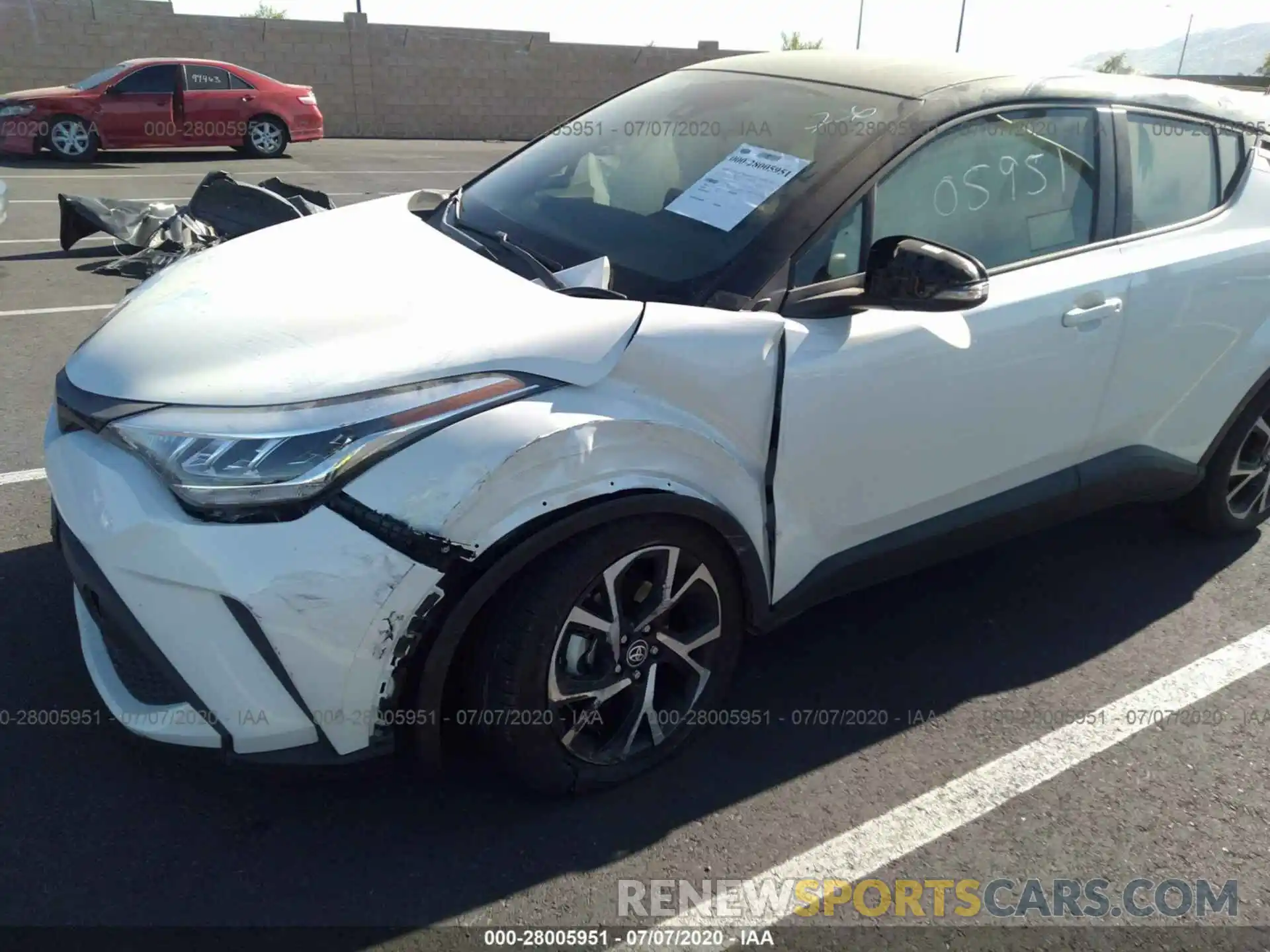 6 Photograph of a damaged car JTNKHMBX8L1063490 TOYOTA C-HR 2020