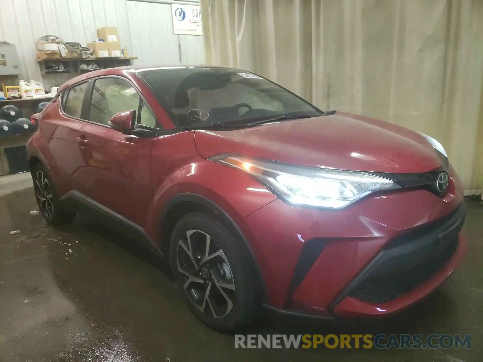 1 Photograph of a damaged car JTNKHMBX8L1063604 TOYOTA C-HR 2020