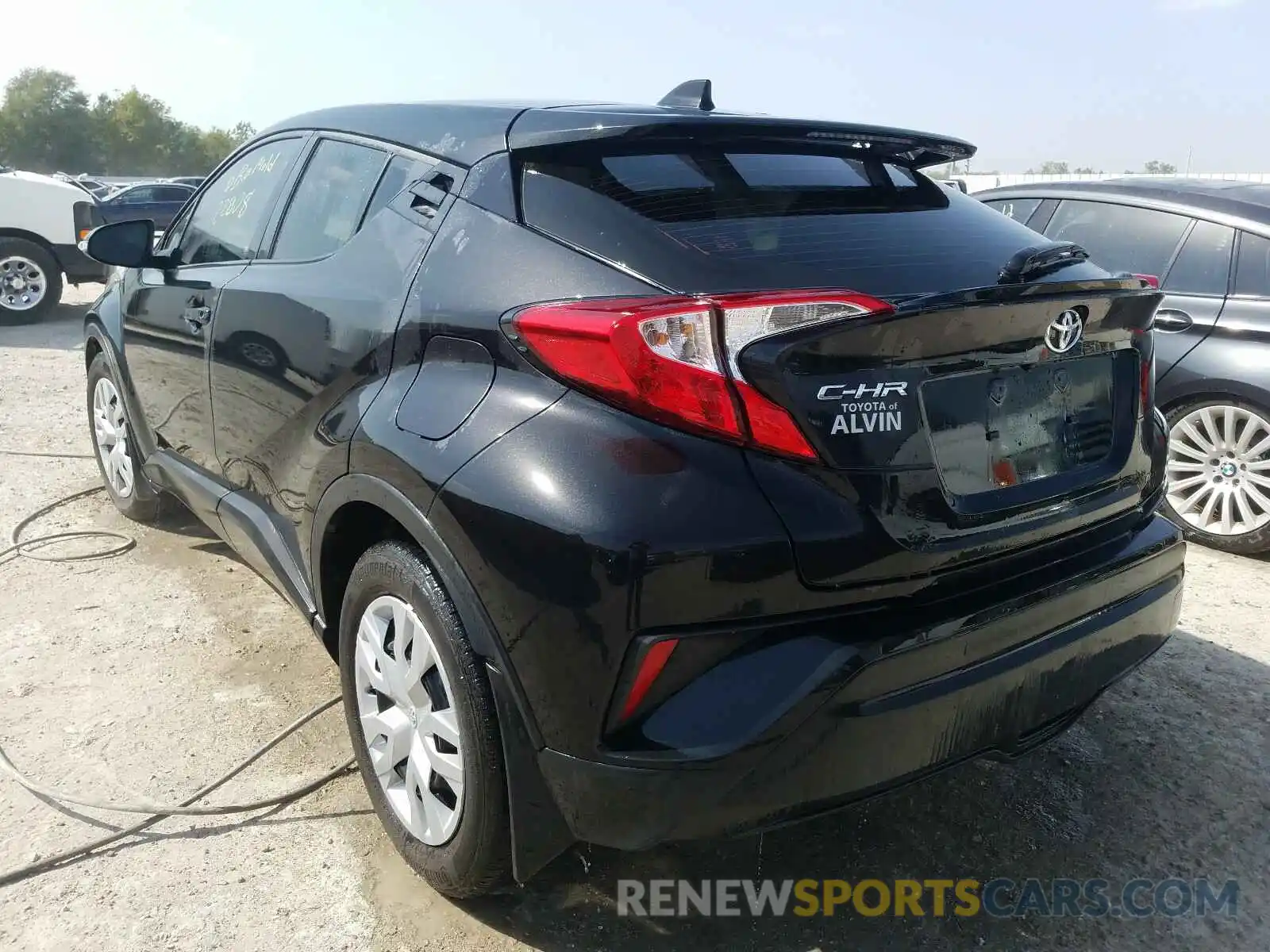 3 Photograph of a damaged car JTNKHMBX8L1066924 TOYOTA C-HR 2020