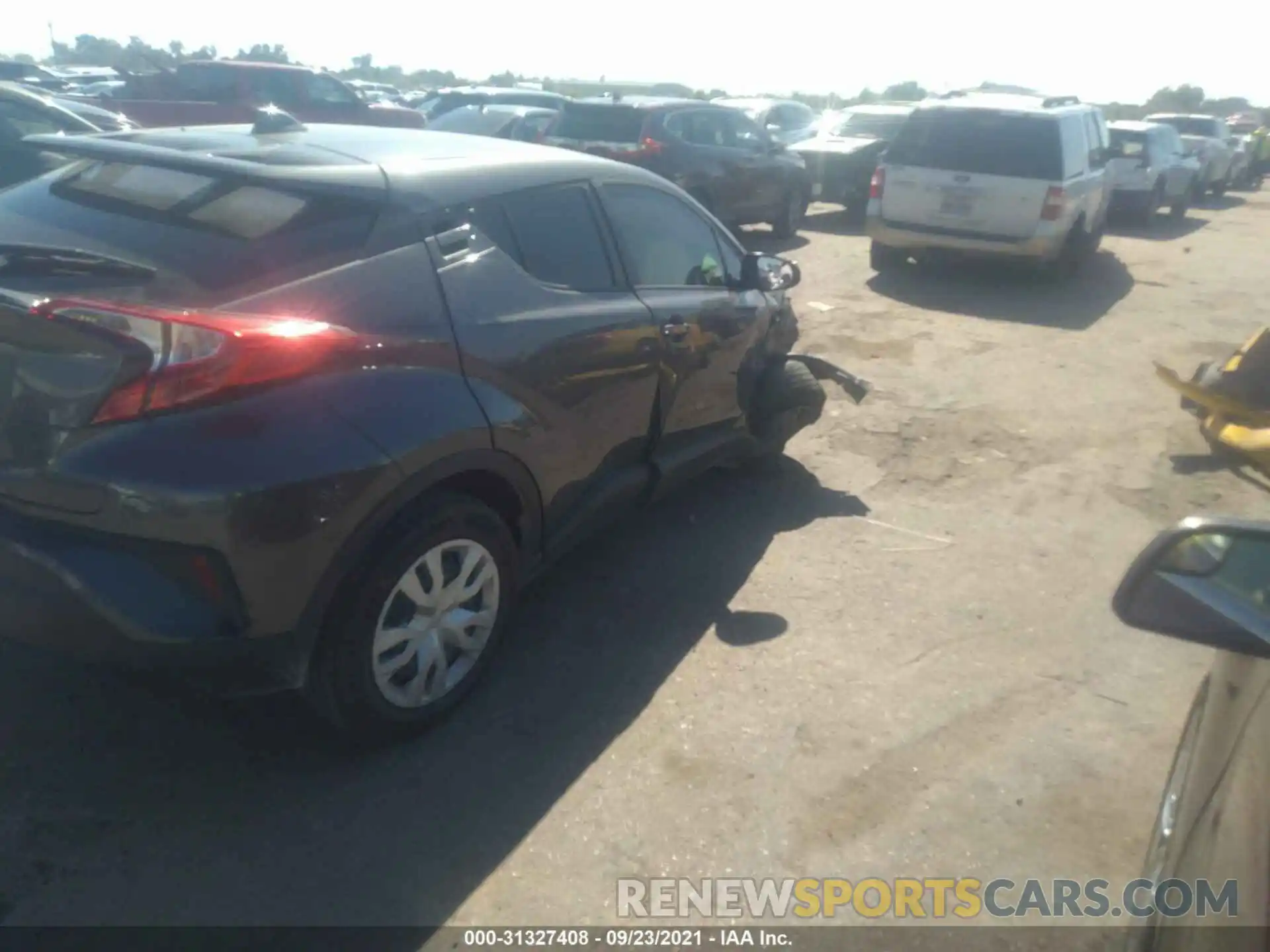 4 Photograph of a damaged car JTNKHMBX8L1069290 TOYOTA C-HR 2020