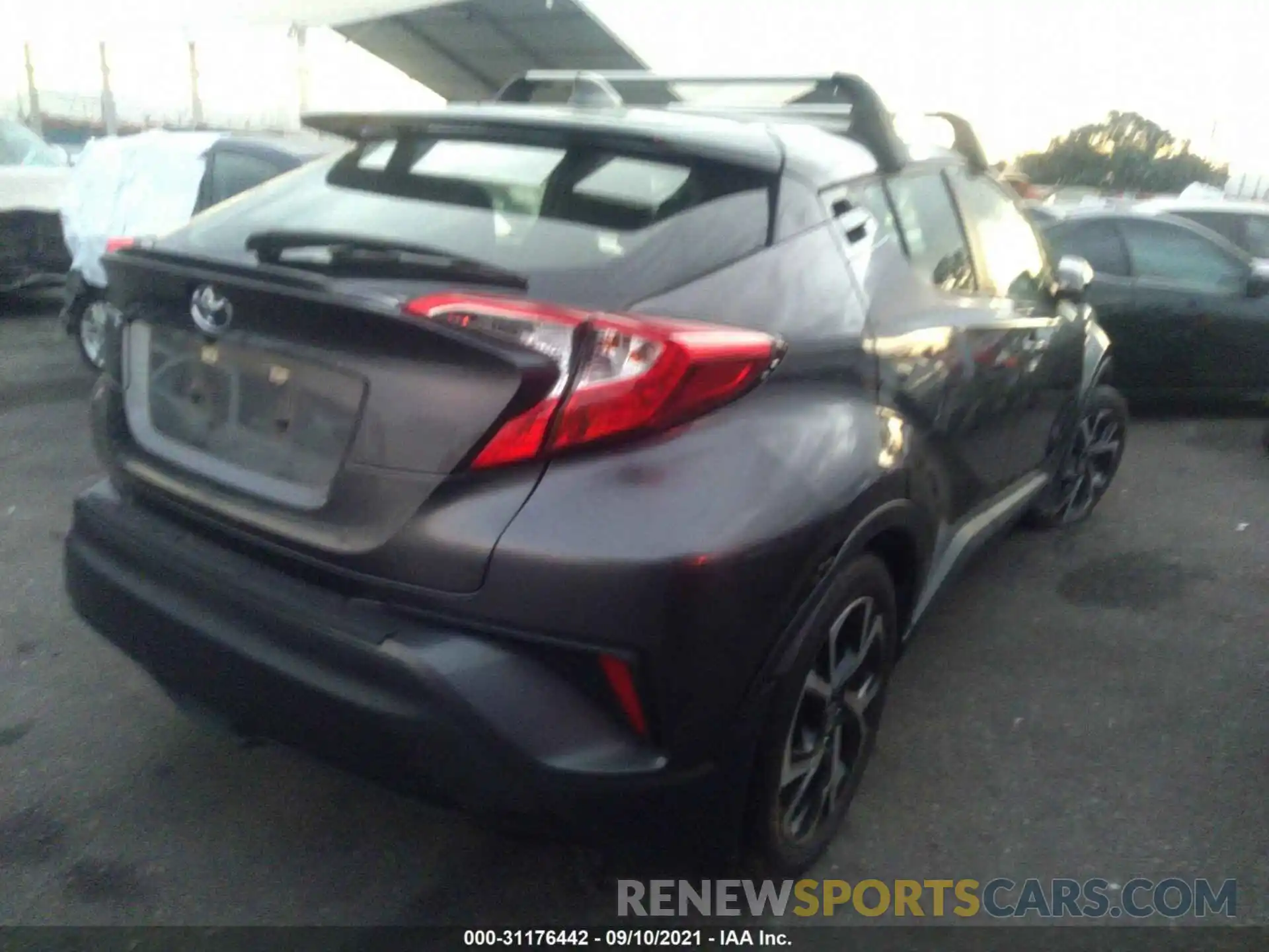 4 Photograph of a damaged car JTNKHMBX8L1069516 TOYOTA C-HR 2020