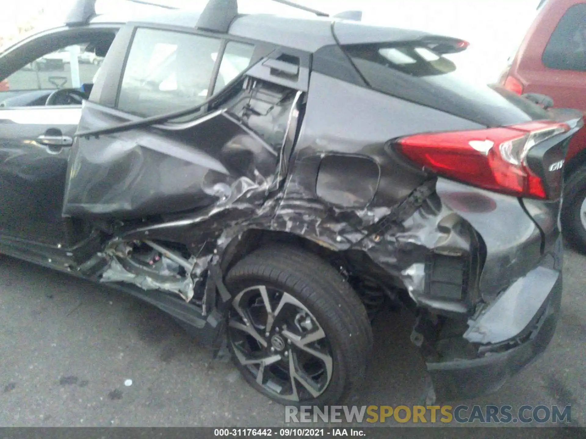 6 Photograph of a damaged car JTNKHMBX8L1069516 TOYOTA C-HR 2020