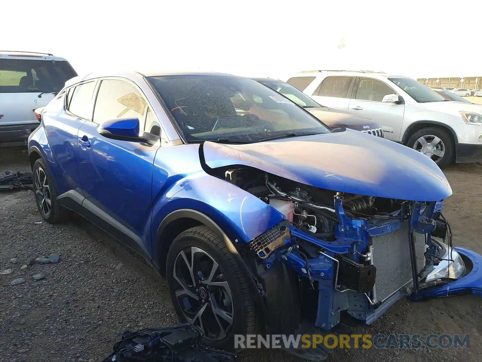 1 Photograph of a damaged car JTNKHMBX8L1069595 TOYOTA C-HR 2020