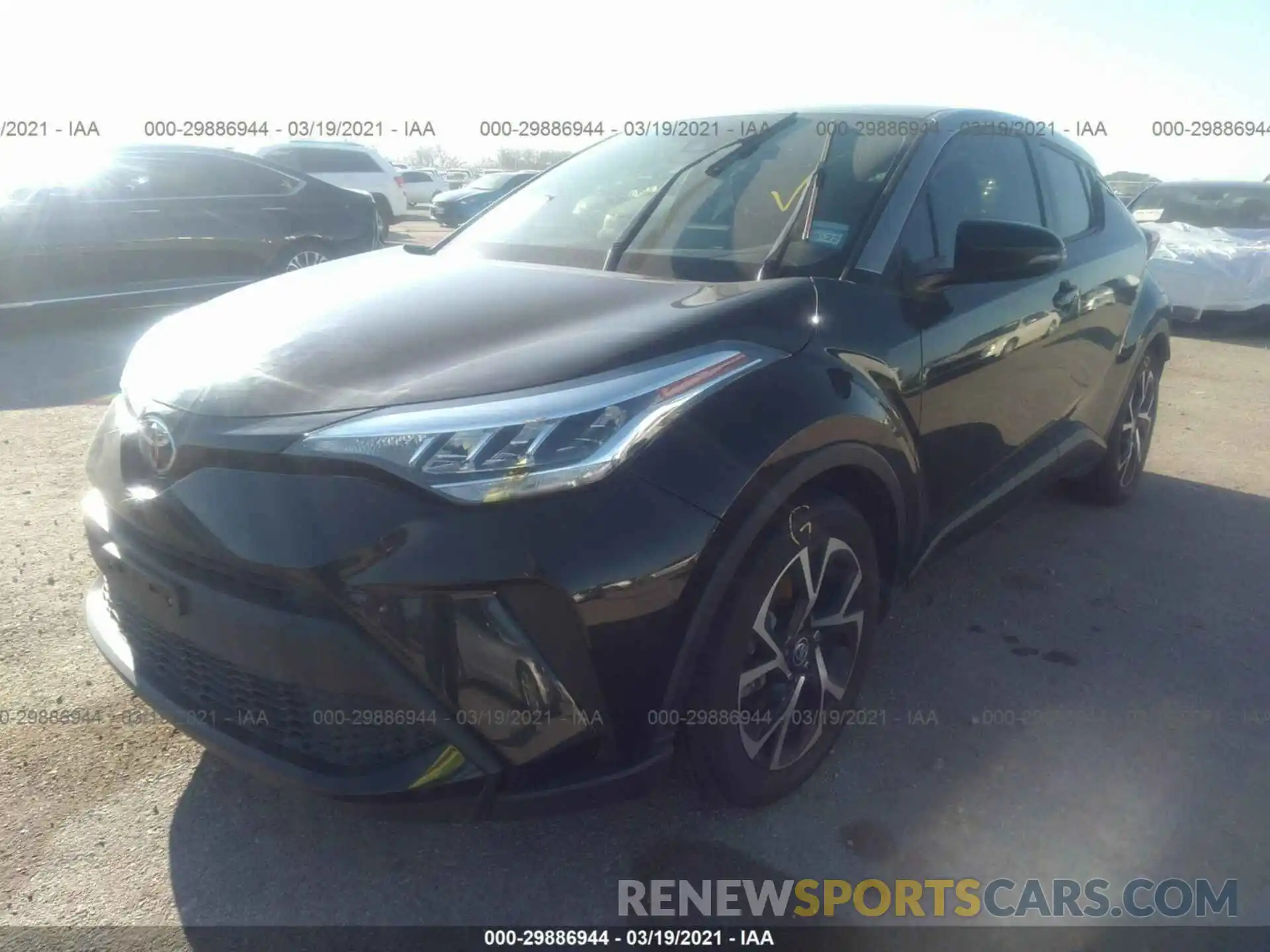 2 Фотография поврежденного автомобиля JTNKHMBX8L1069709 TOYOTA C-HR 2020