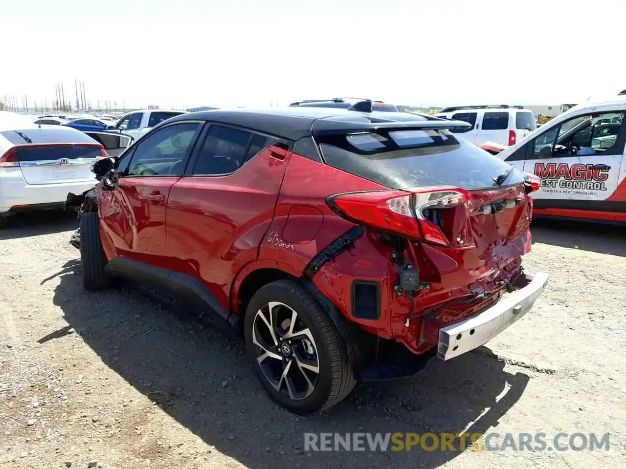 3 Photograph of a damaged car JTNKHMBX8L1074442 TOYOTA C-HR 2020