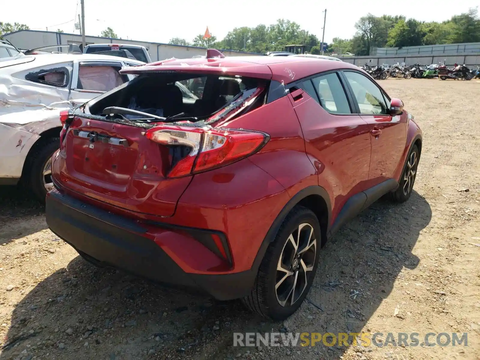 4 Photograph of a damaged car JTNKHMBX8L1077339 TOYOTA C-HR 2020