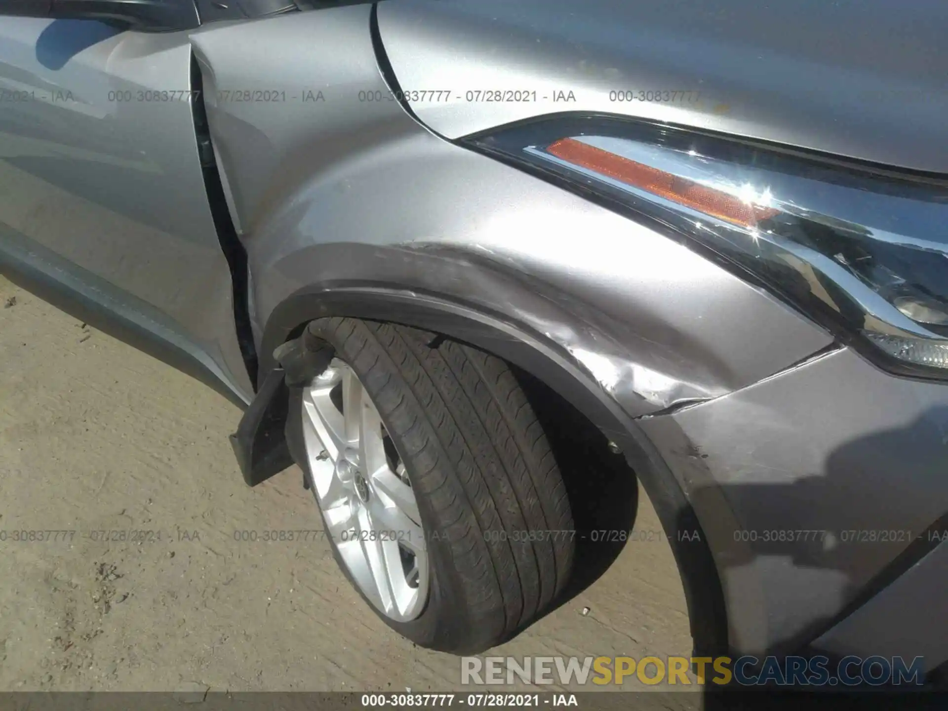 6 Photograph of a damaged car JTNKHMBX8L1078684 TOYOTA C-HR 2020