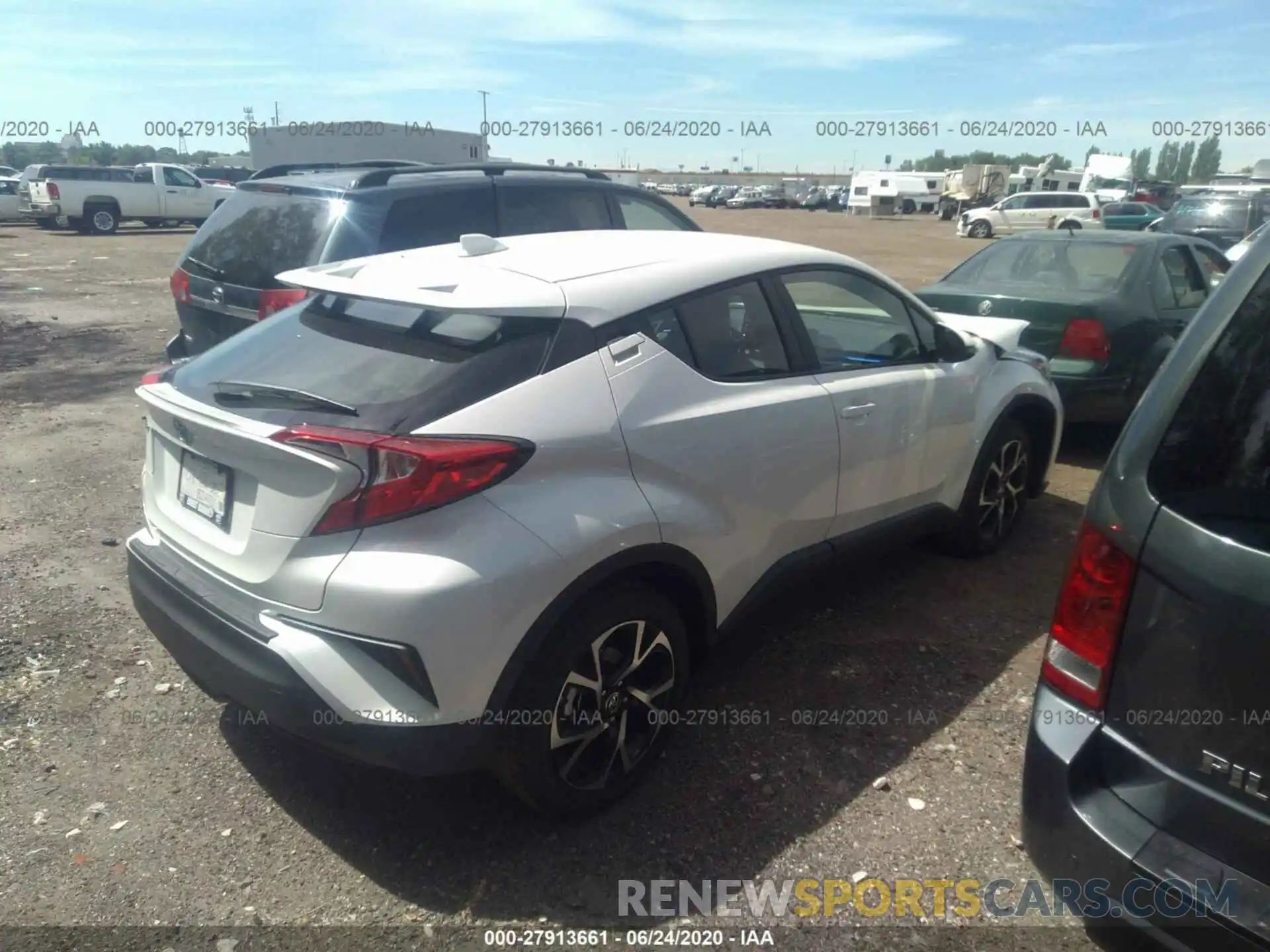 4 Photograph of a damaged car JTNKHMBX8L1085716 TOYOTA C-HR 2020