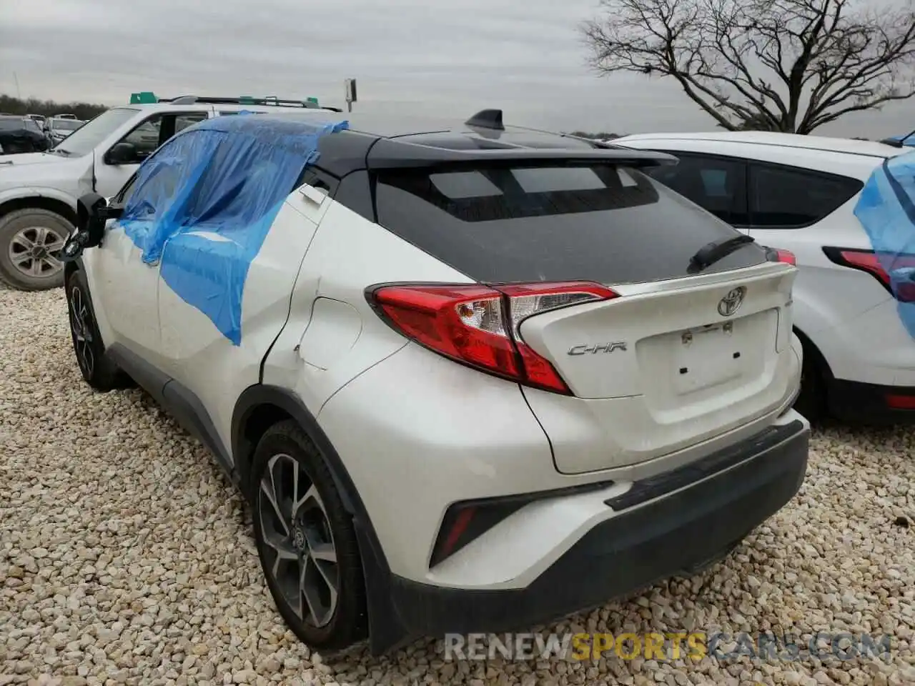 3 Фотография поврежденного автомобиля JTNKHMBX8L1086350 TOYOTA C-HR 2020