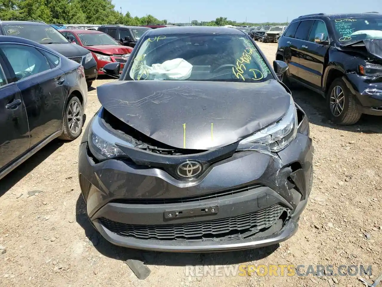 9 Photograph of a damaged car JTNKHMBX8L1086395 TOYOTA C-HR 2020