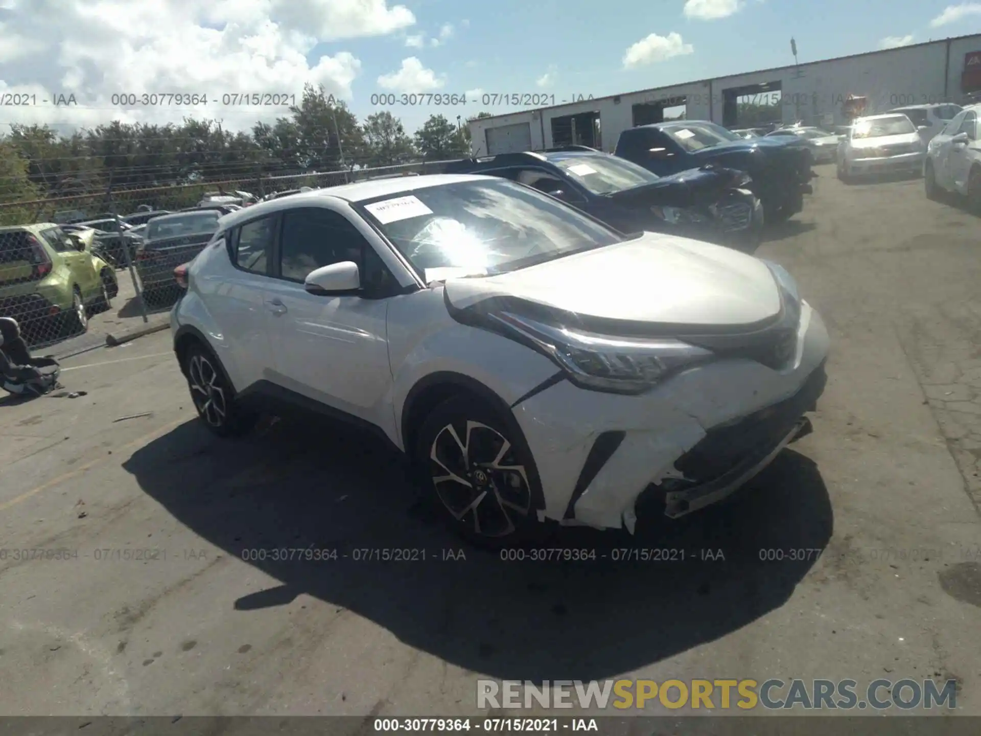 1 Photograph of a damaged car JTNKHMBX8L1088115 TOYOTA C-HR 2020