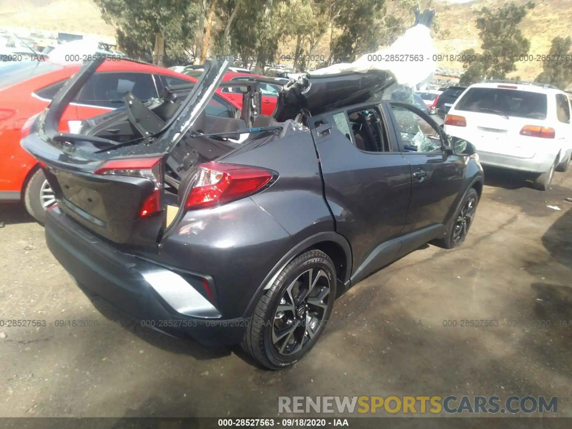 4 Photograph of a damaged car JTNKHMBX8L1089619 TOYOTA C-HR 2020