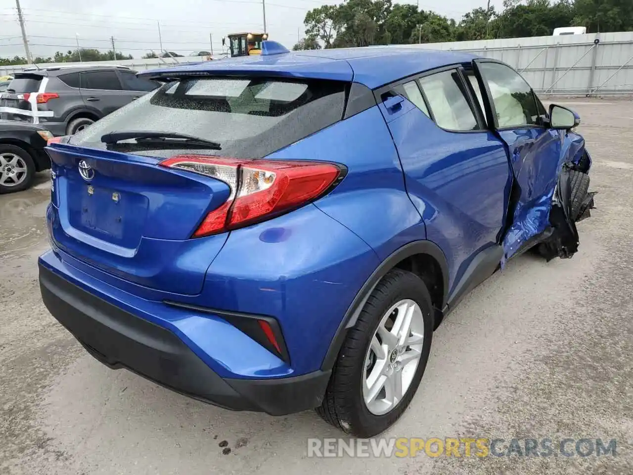 4 Photograph of a damaged car JTNKHMBX8L1090771 TOYOTA C-HR 2020