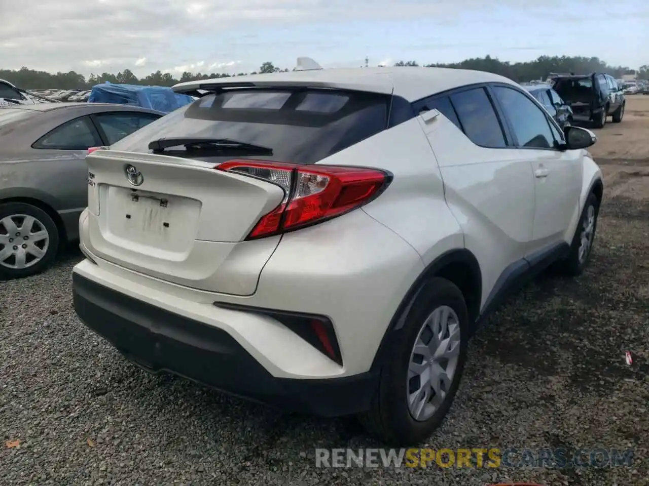 4 Photograph of a damaged car JTNKHMBX8L1091113 TOYOTA C-HR 2020