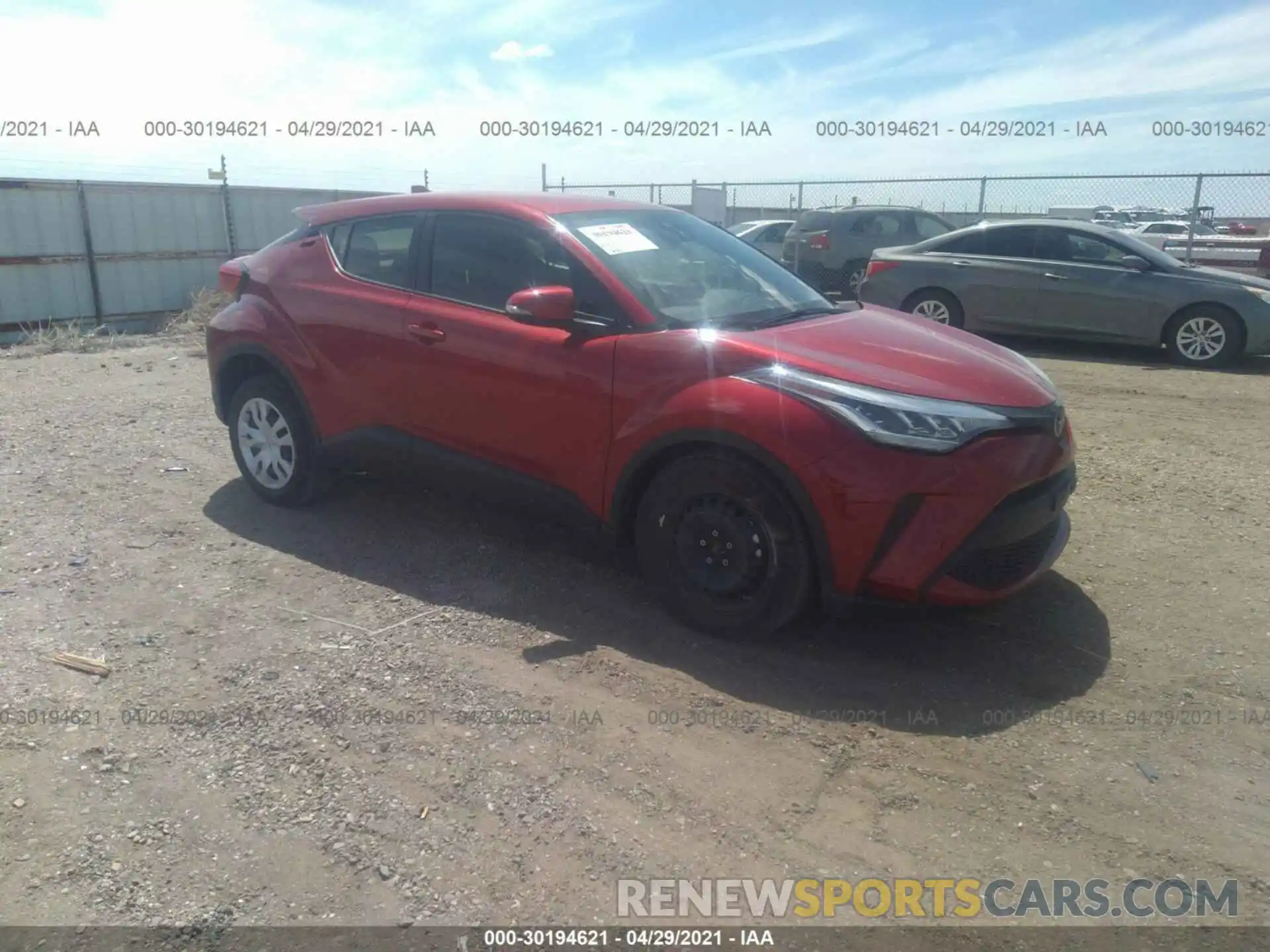 1 Photograph of a damaged car JTNKHMBX8L1092360 TOYOTA C-HR 2020