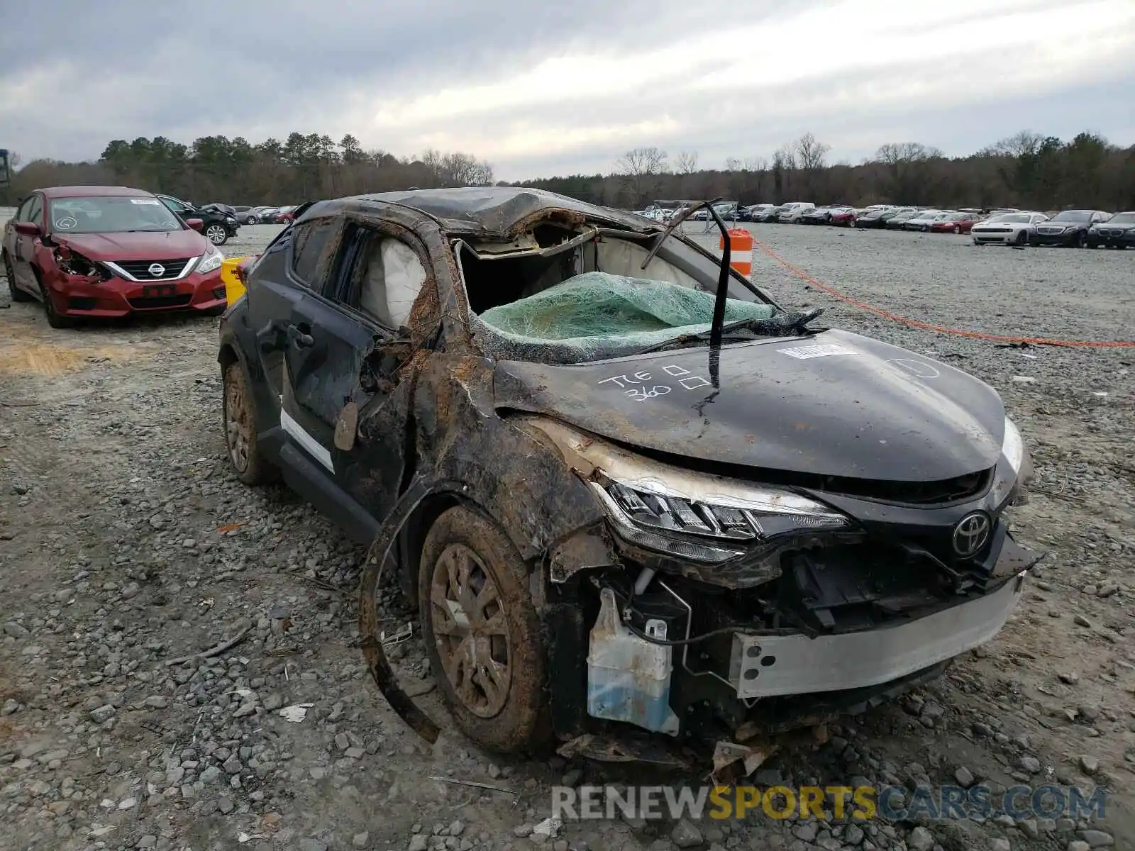 9 Photograph of a damaged car JTNKHMBX9L1062882 TOYOTA C-HR 2020