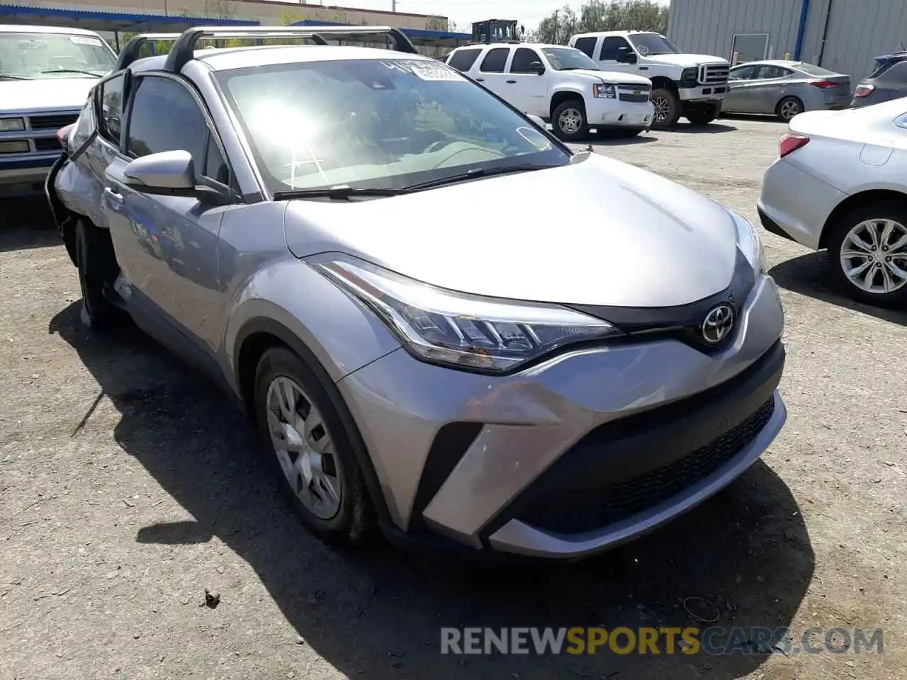 1 Photograph of a damaged car JTNKHMBX9L1063207 TOYOTA C-HR 2020