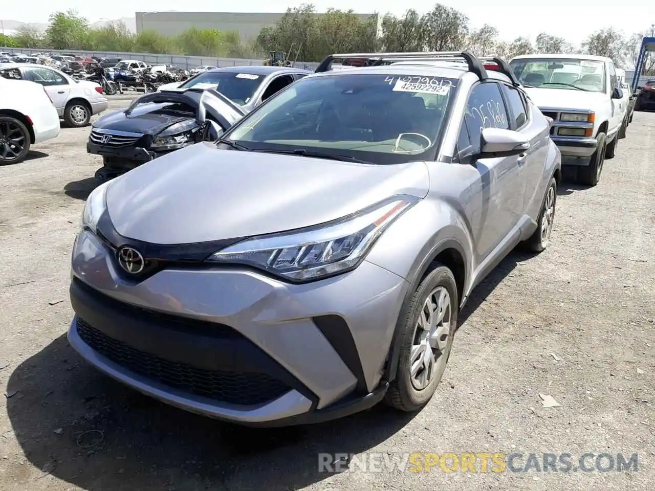 2 Photograph of a damaged car JTNKHMBX9L1063207 TOYOTA C-HR 2020