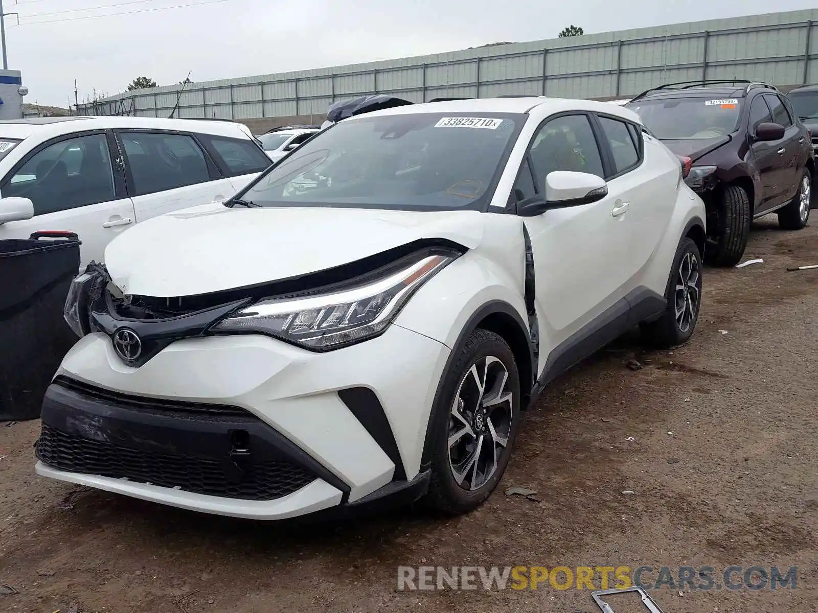 2 Photograph of a damaged car JTNKHMBX9L1066723 TOYOTA C-HR 2020