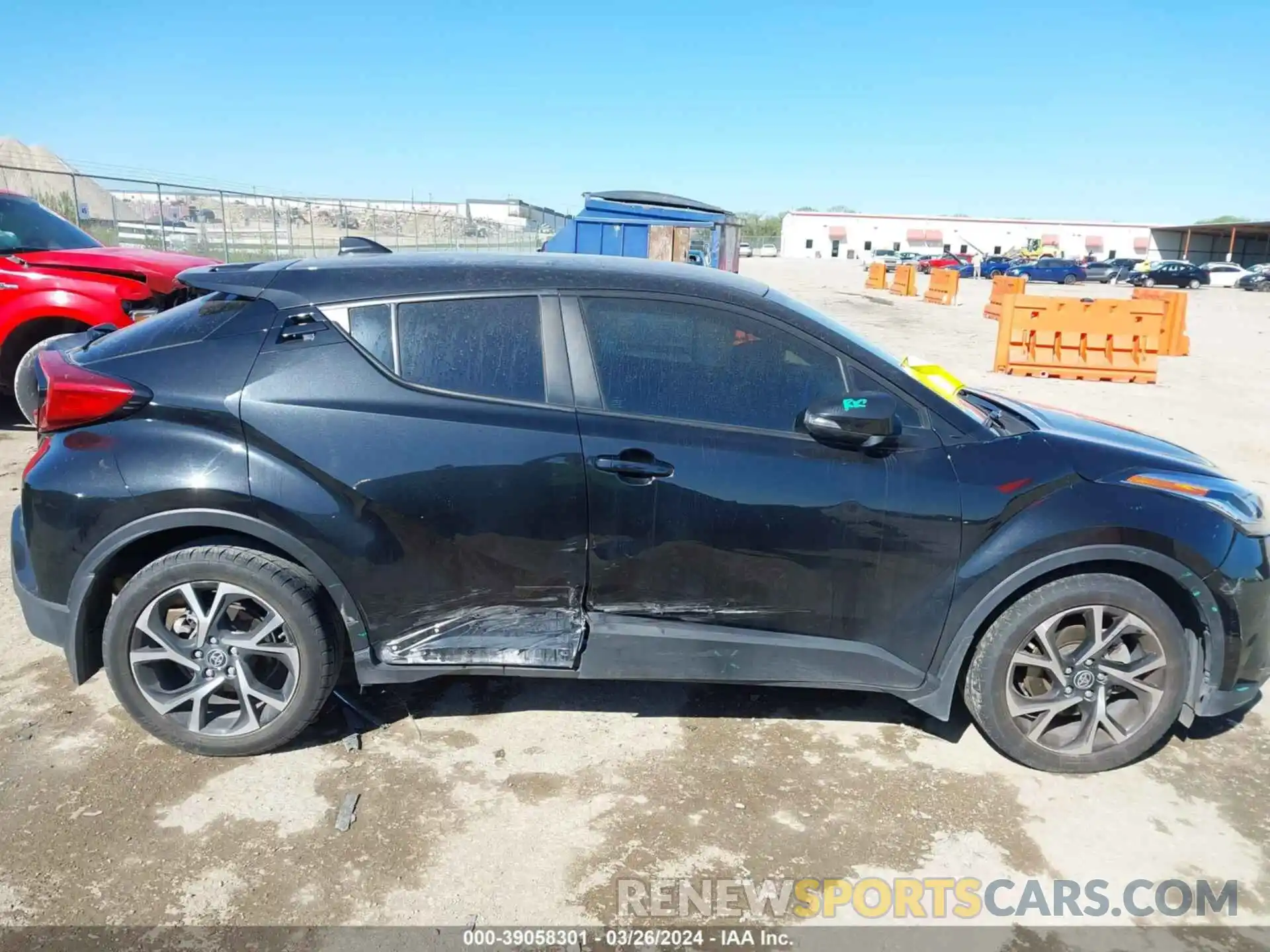 13 Фотография поврежденного автомобиля JTNKHMBX9L1068181 TOYOTA C-HR 2020