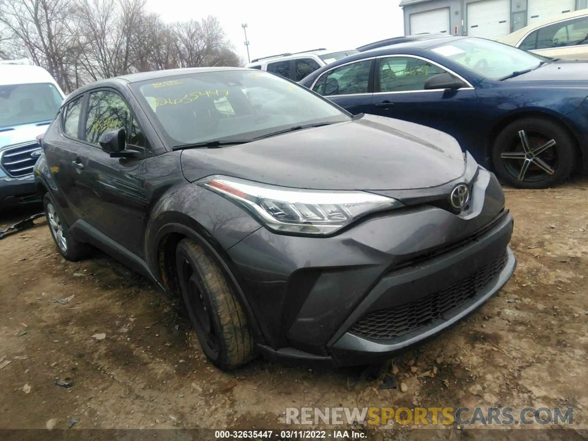 1 Photograph of a damaged car JTNKHMBX9L1068391 TOYOTA C-HR 2020