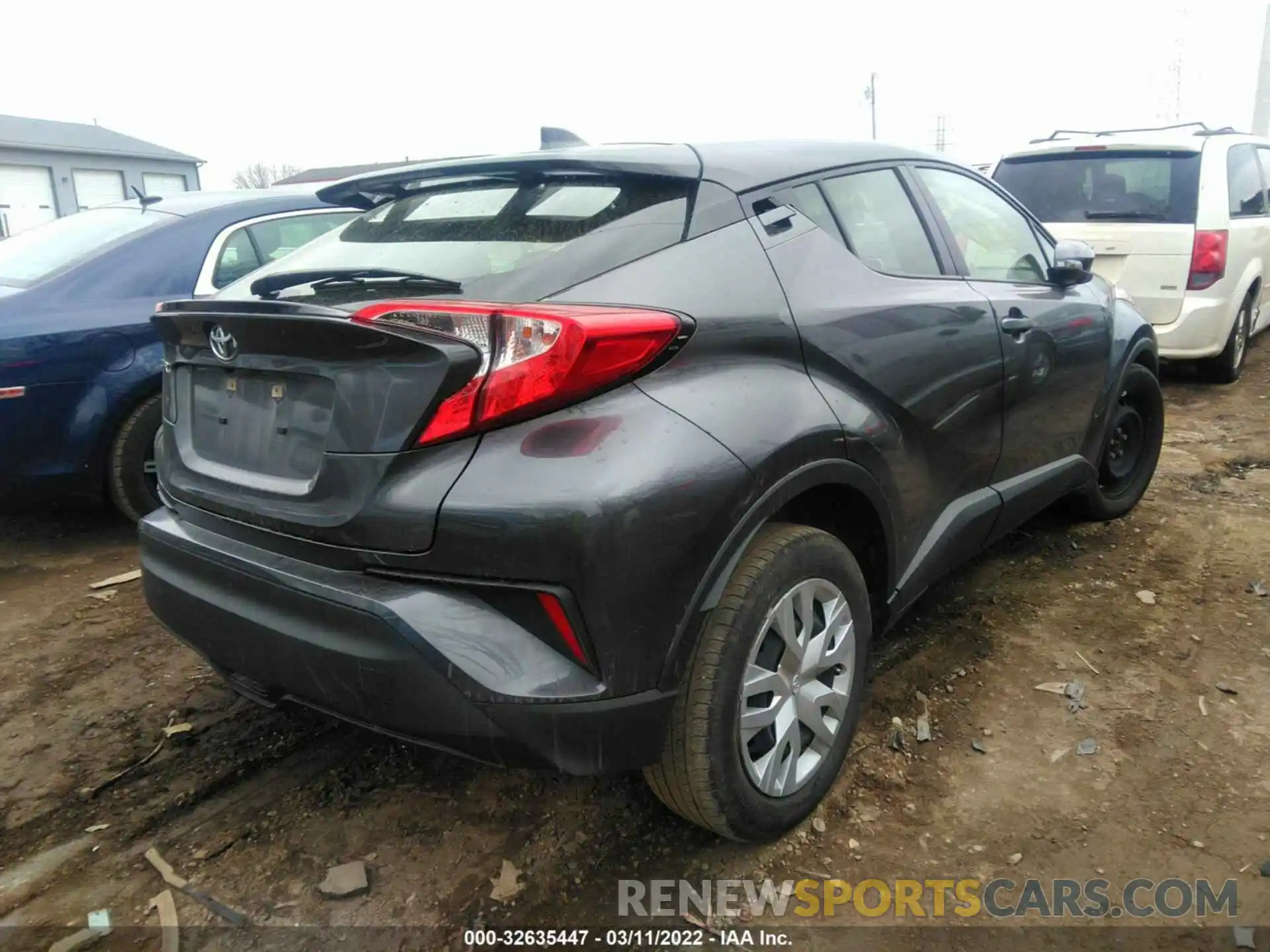 4 Photograph of a damaged car JTNKHMBX9L1068391 TOYOTA C-HR 2020