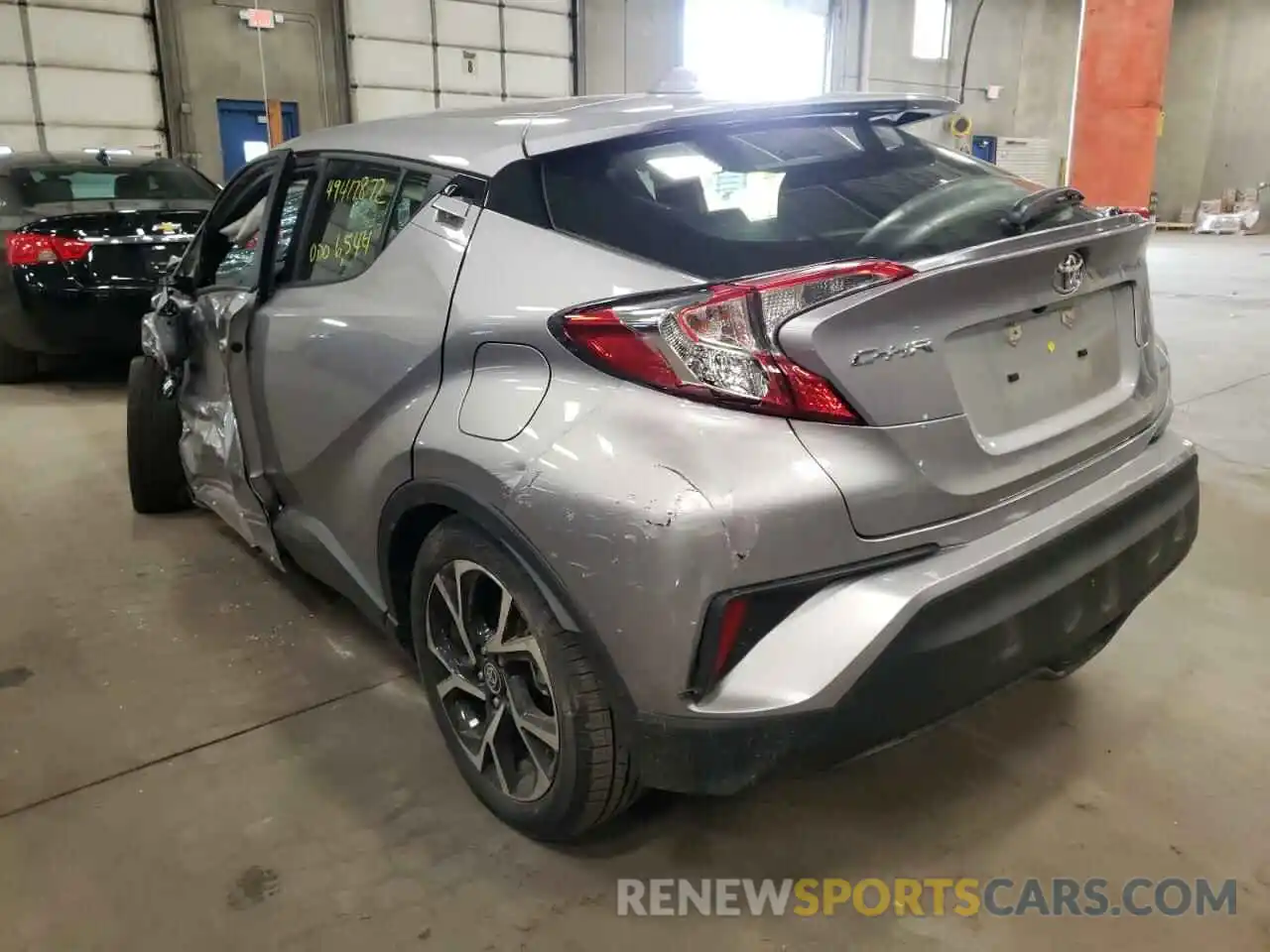 3 Photograph of a damaged car JTNKHMBX9L1068925 TOYOTA C-HR 2020