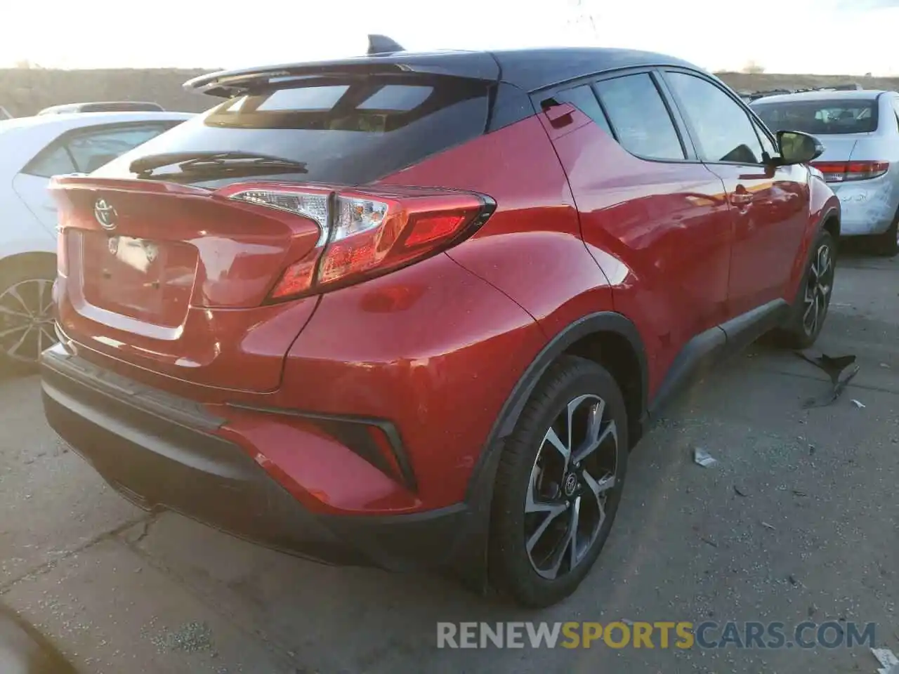 4 Photograph of a damaged car JTNKHMBX9L1069332 TOYOTA C-HR 2020