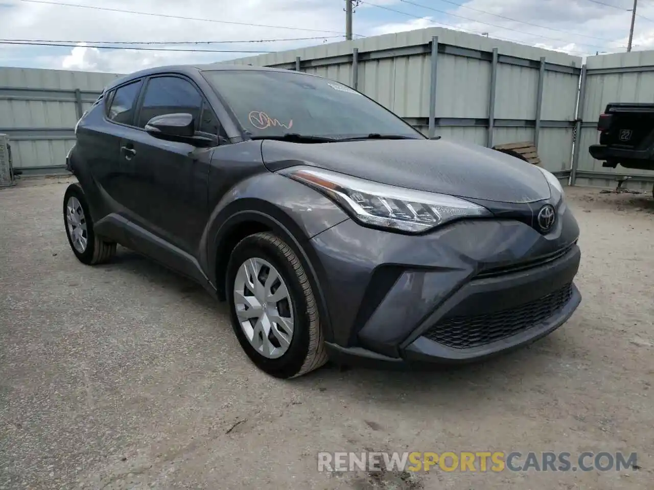 1 Photograph of a damaged car JTNKHMBX9L1073008 TOYOTA C-HR 2020