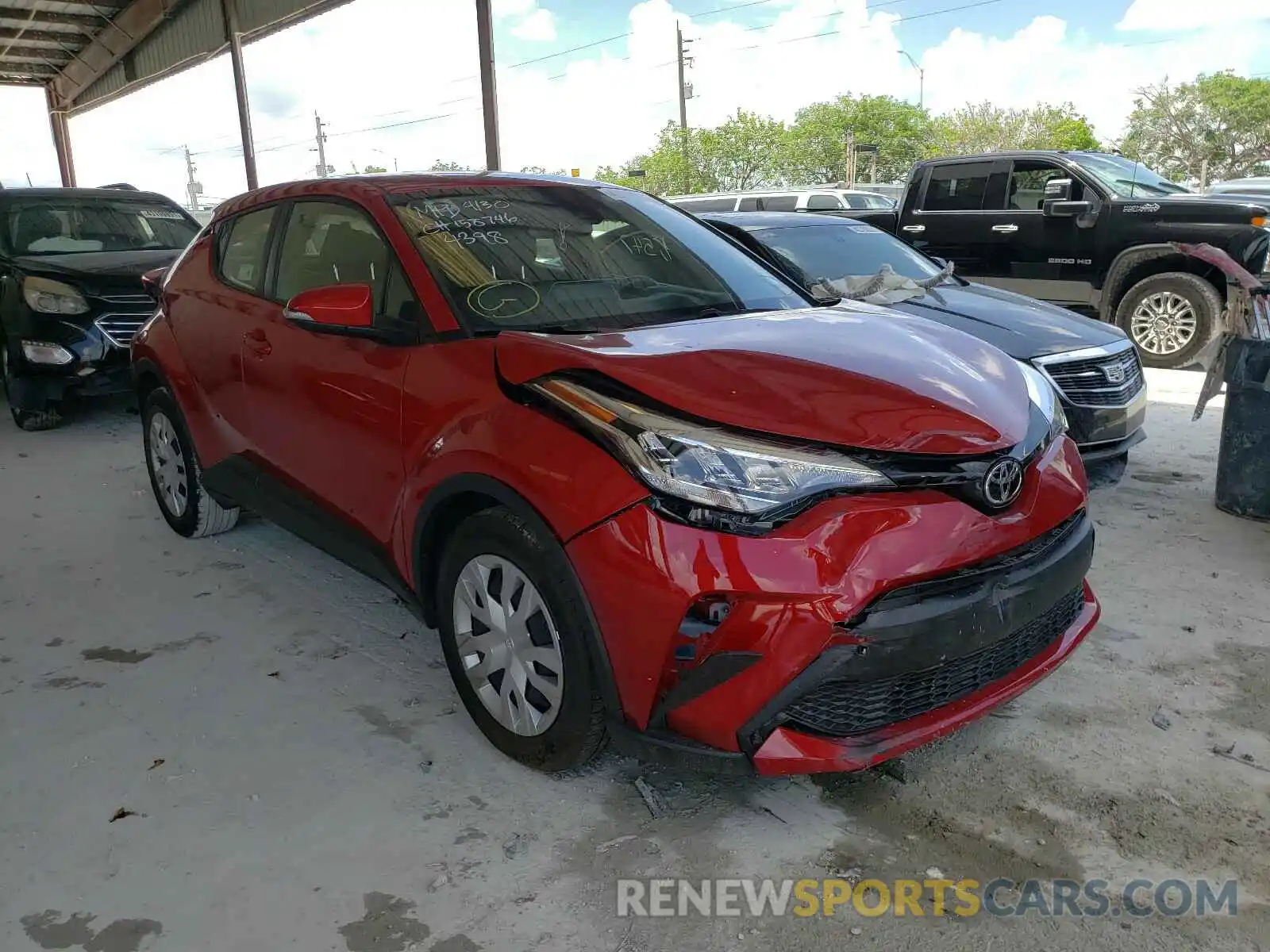 1 Photograph of a damaged car JTNKHMBX9L1074398 TOYOTA C-HR 2020