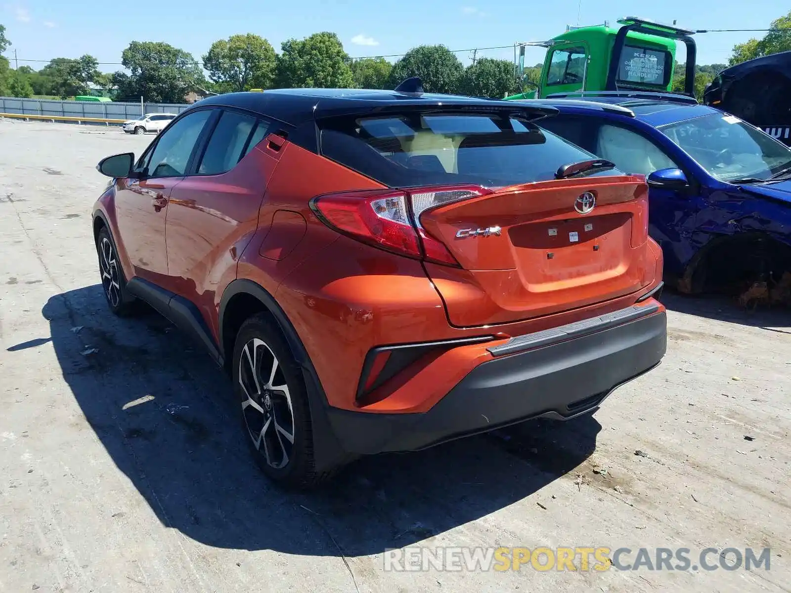 3 Photograph of a damaged car JTNKHMBX9L1075485 TOYOTA C-HR 2020