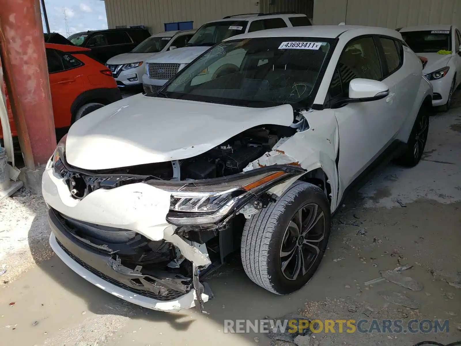 2 Photograph of a damaged car JTNKHMBX9L1076054 TOYOTA C-HR 2020