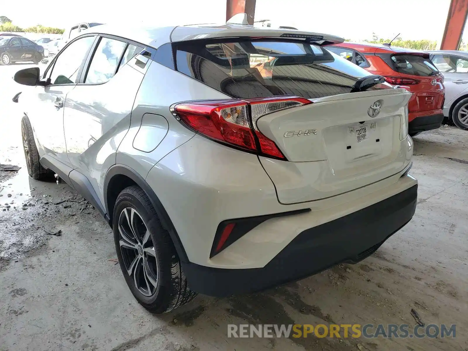 3 Photograph of a damaged car JTNKHMBX9L1076054 TOYOTA C-HR 2020