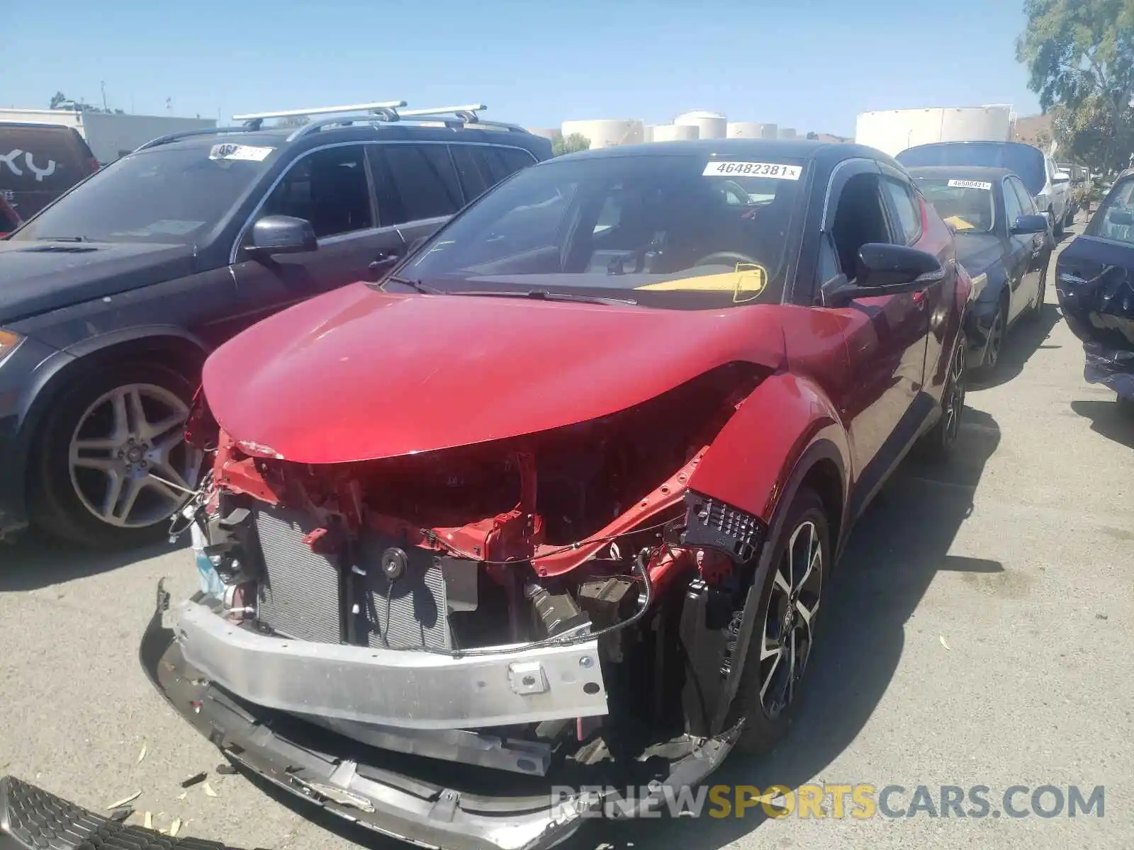 2 Photograph of a damaged car JTNKHMBX9L1076667 TOYOTA C-HR 2020