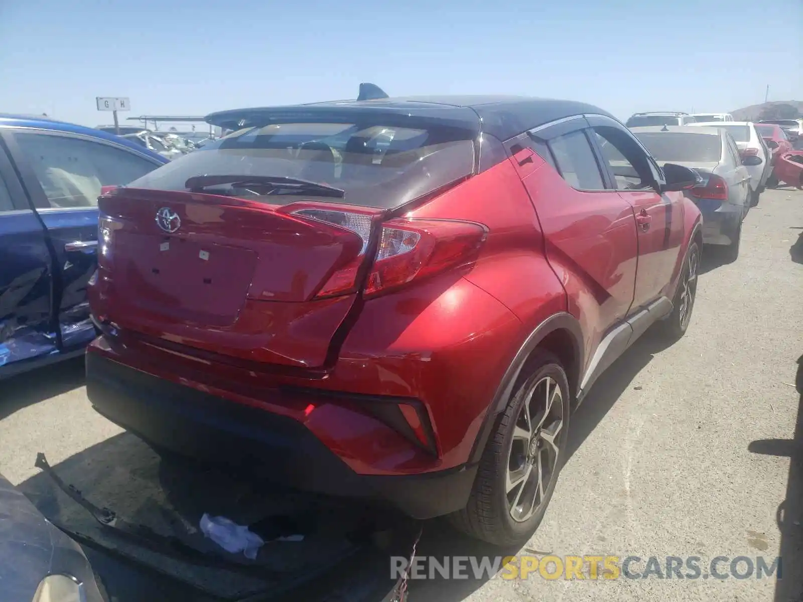 4 Photograph of a damaged car JTNKHMBX9L1076667 TOYOTA C-HR 2020