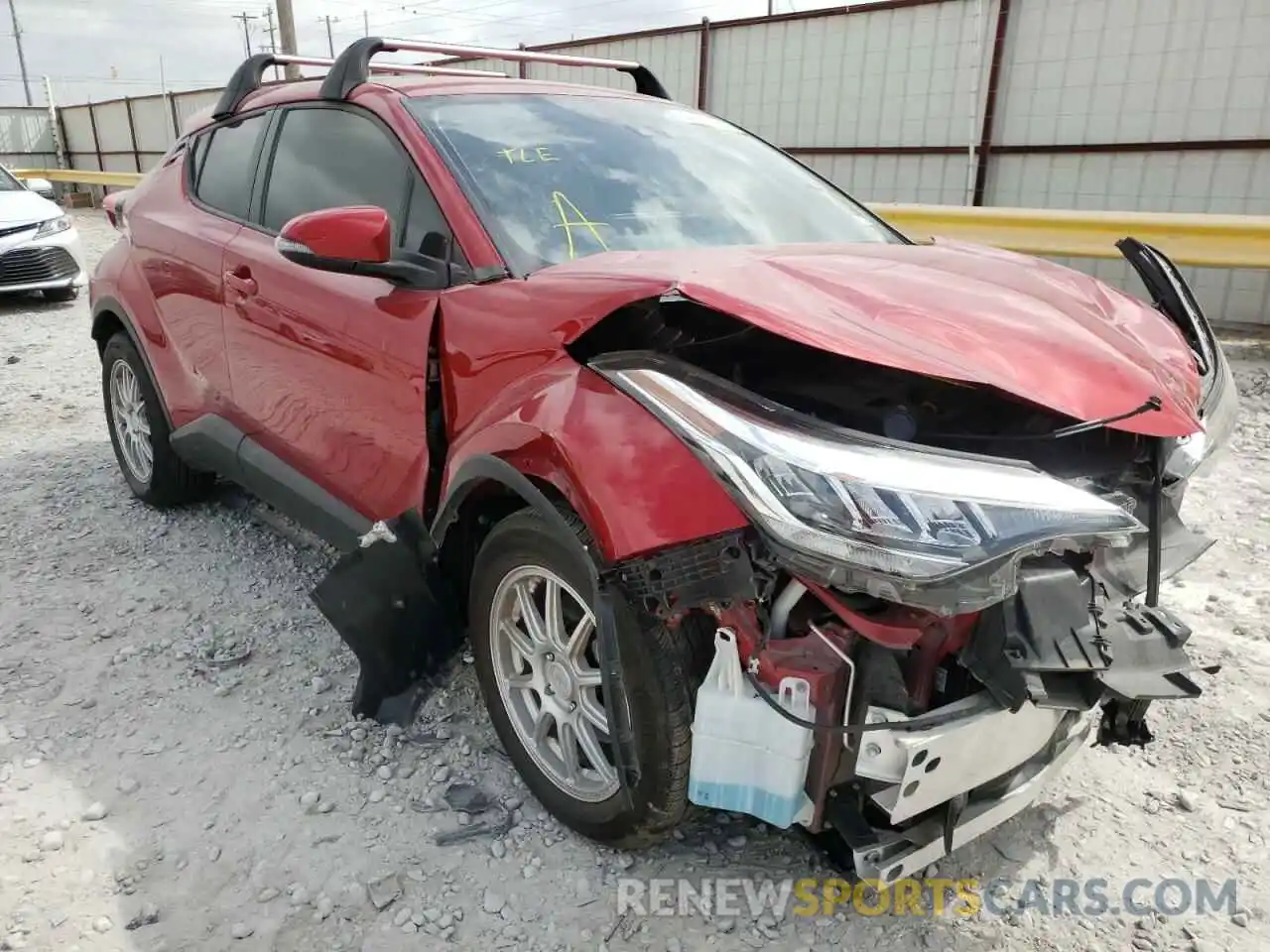 1 Photograph of a damaged car JTNKHMBX9L1076801 TOYOTA C-HR 2020