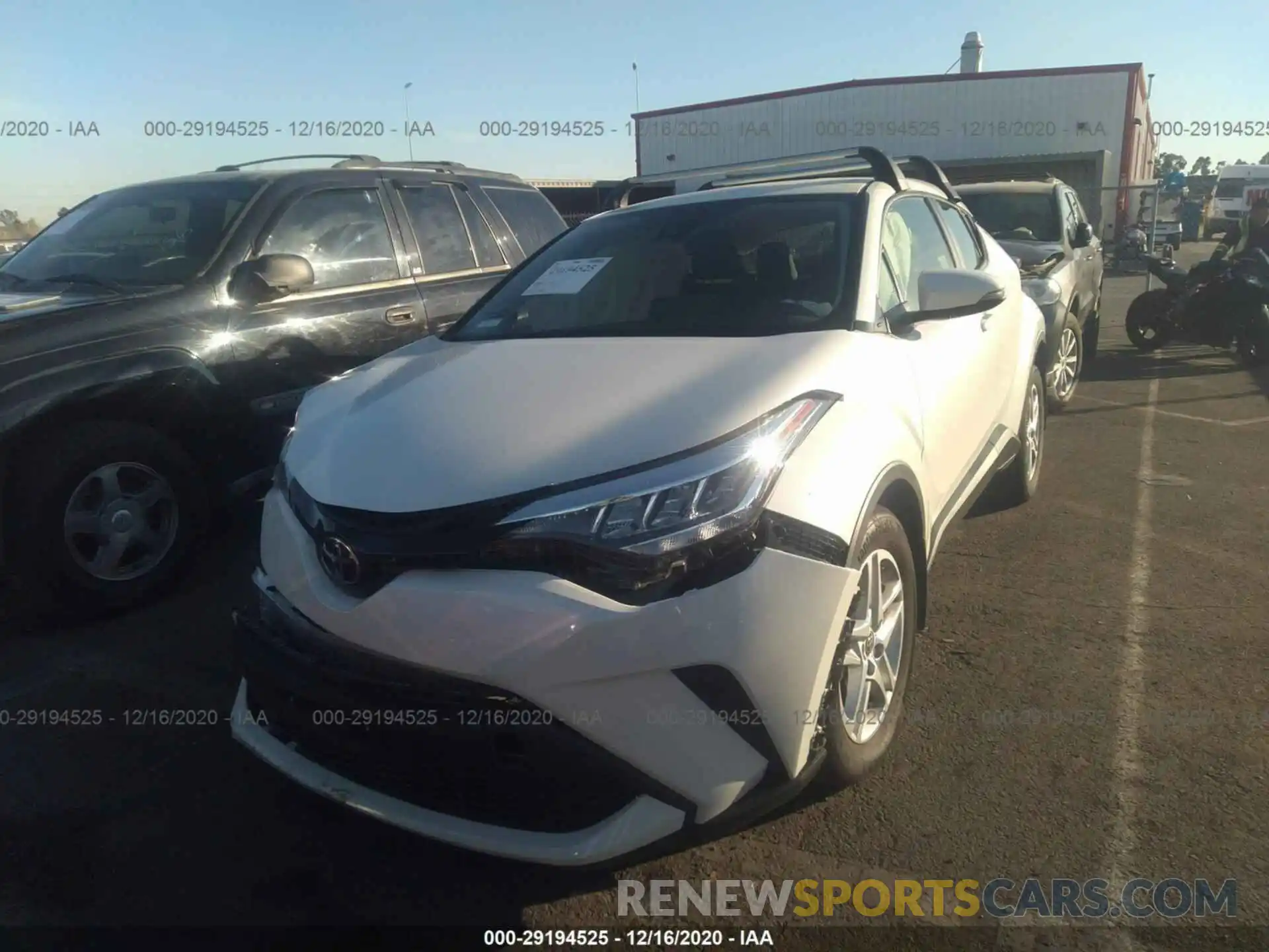 6 Photograph of a damaged car JTNKHMBX9L1080315 TOYOTA C-HR 2020