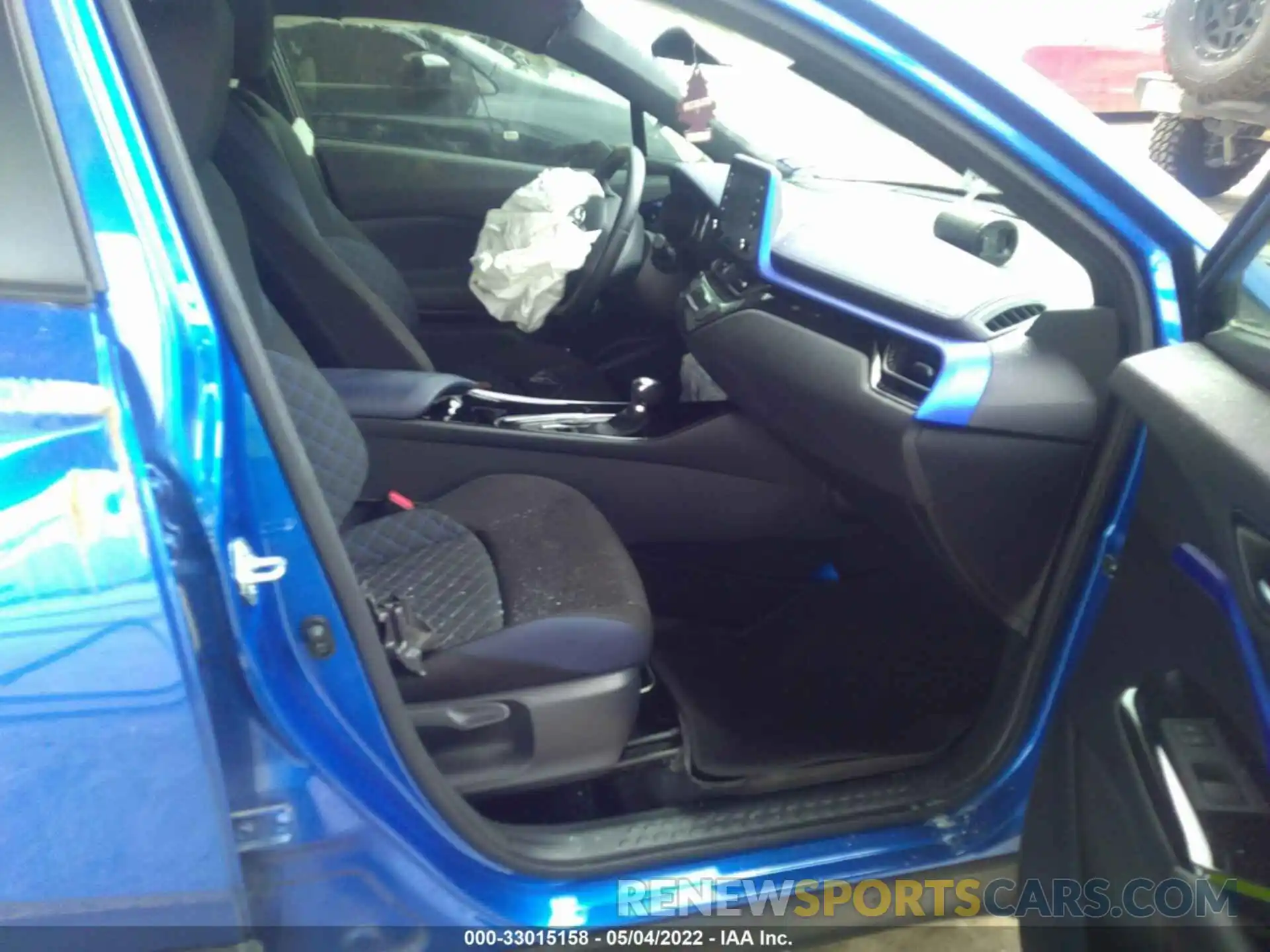 5 Photograph of a damaged car JTNKHMBX9L1081626 TOYOTA C-HR 2020