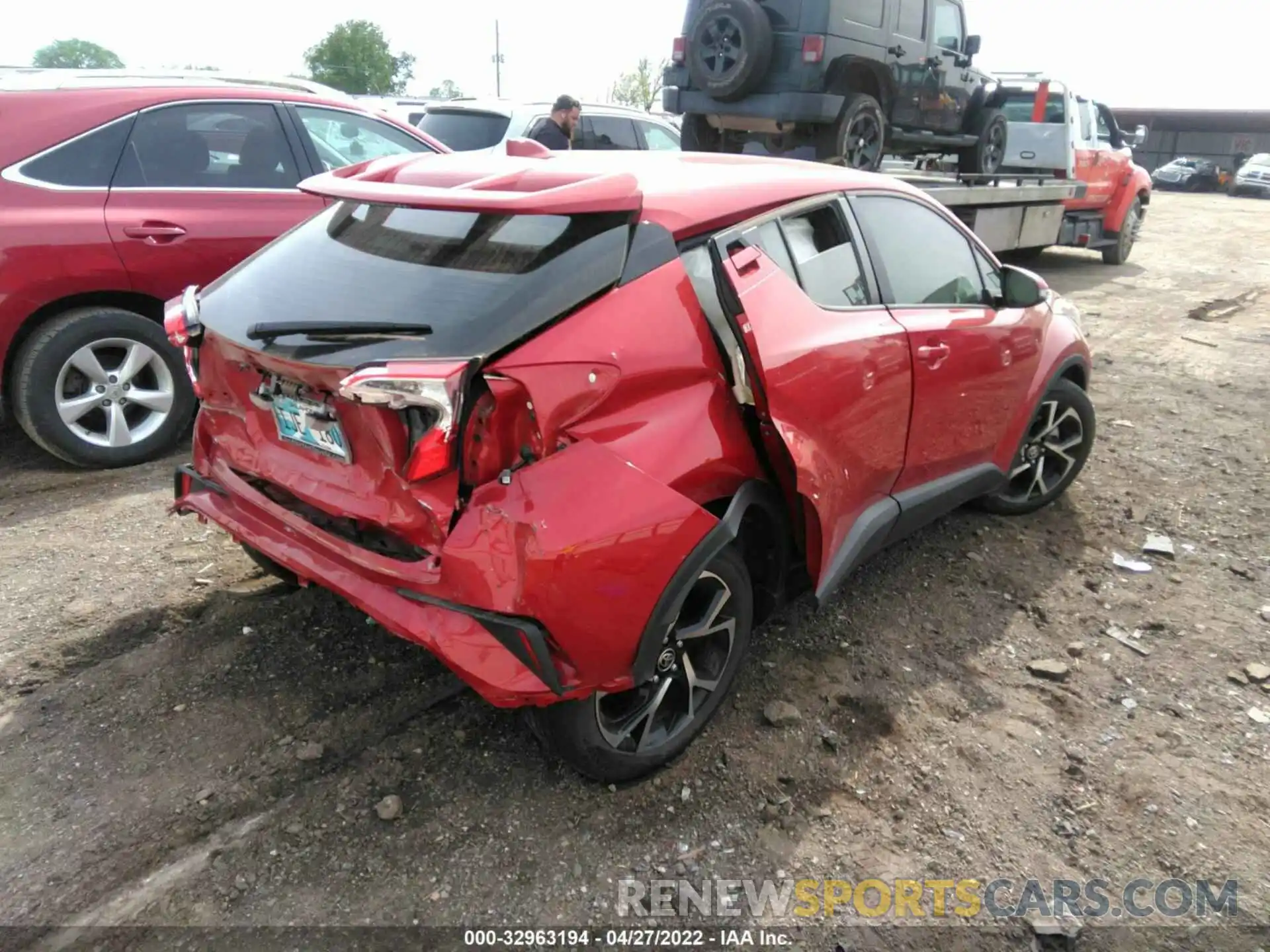 4 Photograph of a damaged car JTNKHMBX9L1082419 TOYOTA C-HR 2020