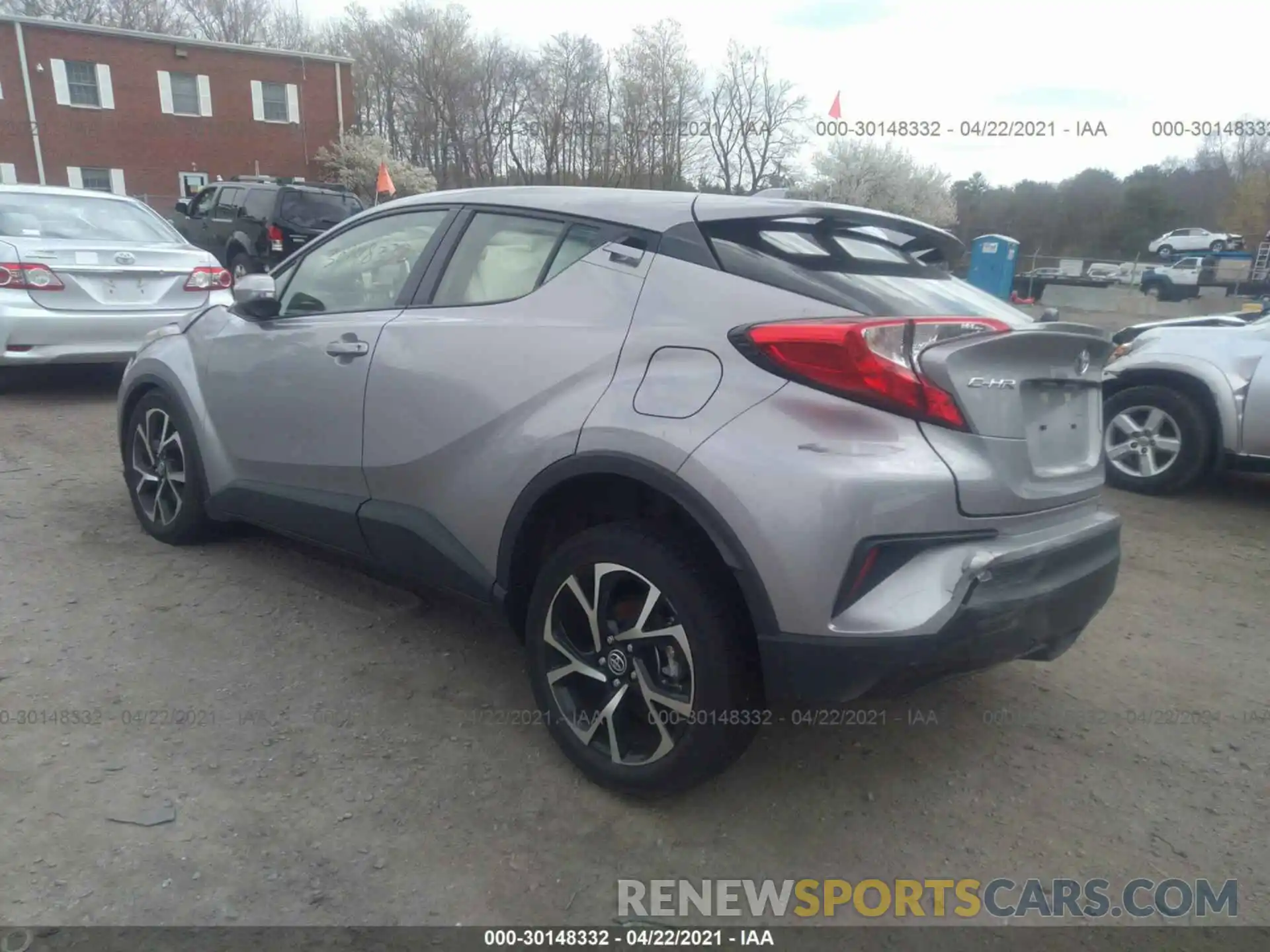 3 Photograph of a damaged car JTNKHMBX9L1083392 TOYOTA C-HR 2020