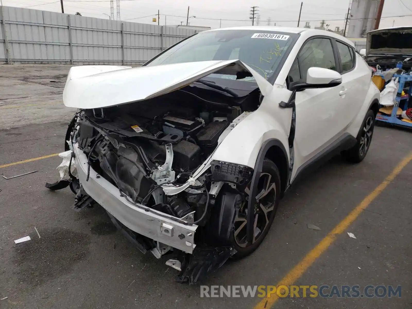 2 Photograph of a damaged car JTNKHMBX9L1084395 TOYOTA C-HR 2020