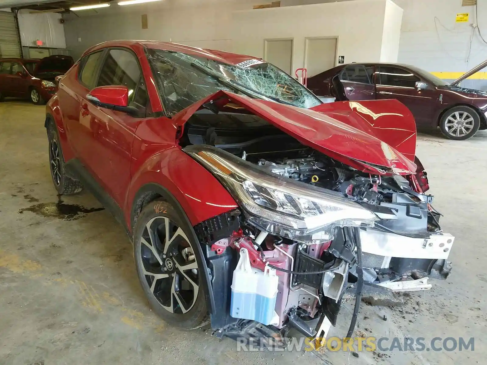 1 Photograph of a damaged car JTNKHMBX9L1084414 TOYOTA C-HR 2020