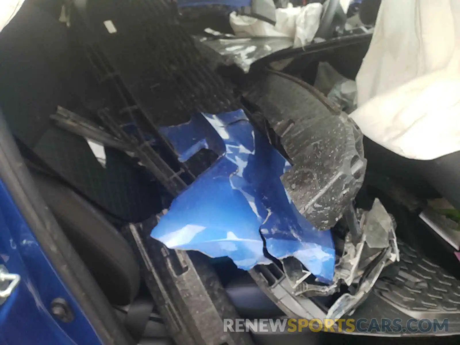 5 Photograph of a damaged car JTNKHMBX9L1086258 TOYOTA C-HR 2020