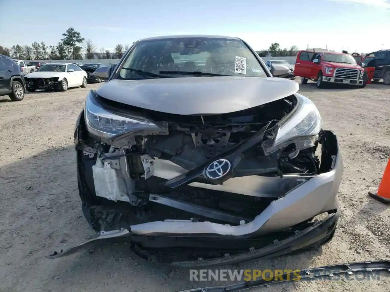 9 Photograph of a damaged car JTNKHMBX9L1088236 TOYOTA C-HR 2020